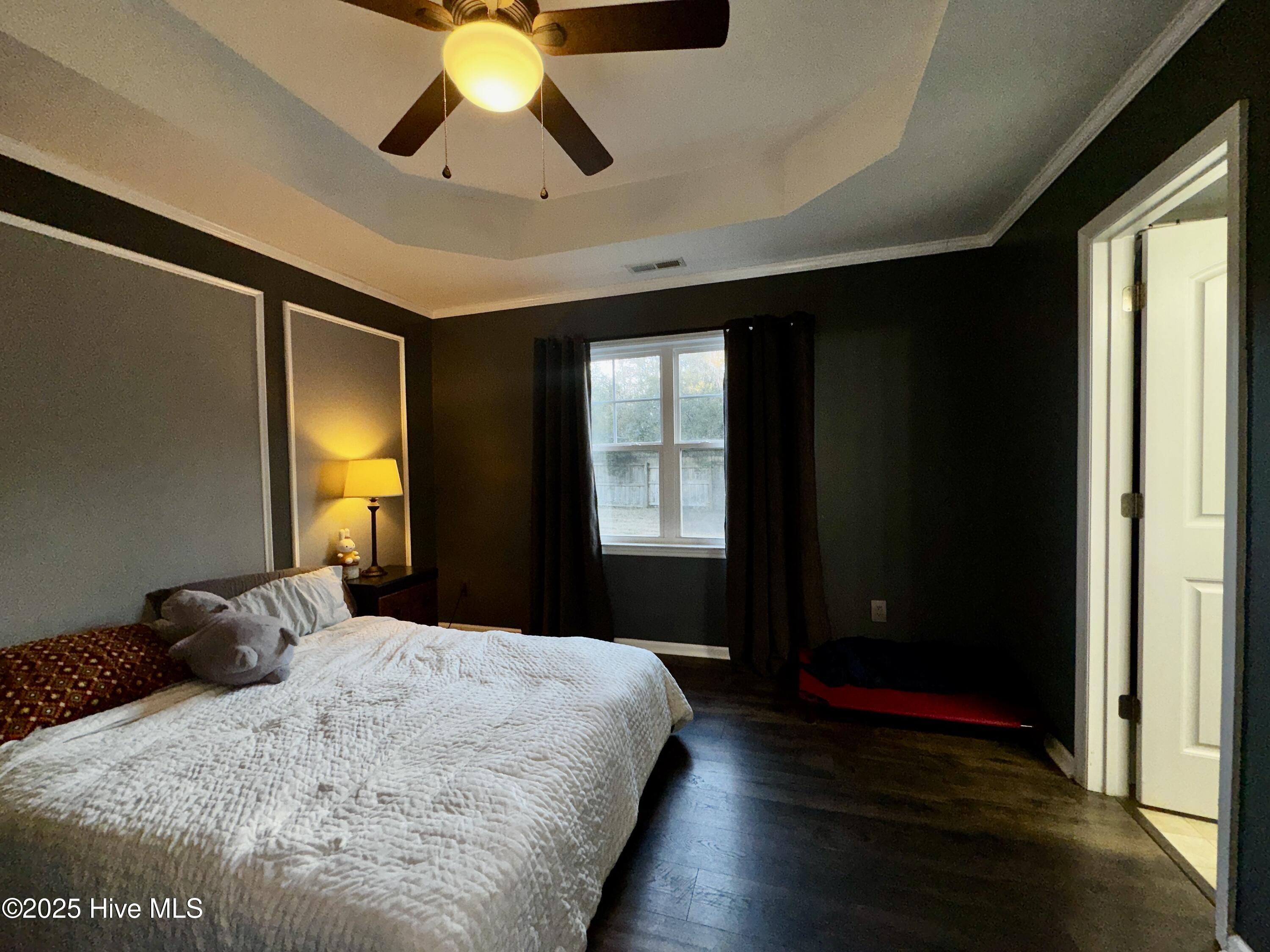 100545242 | Photo 10