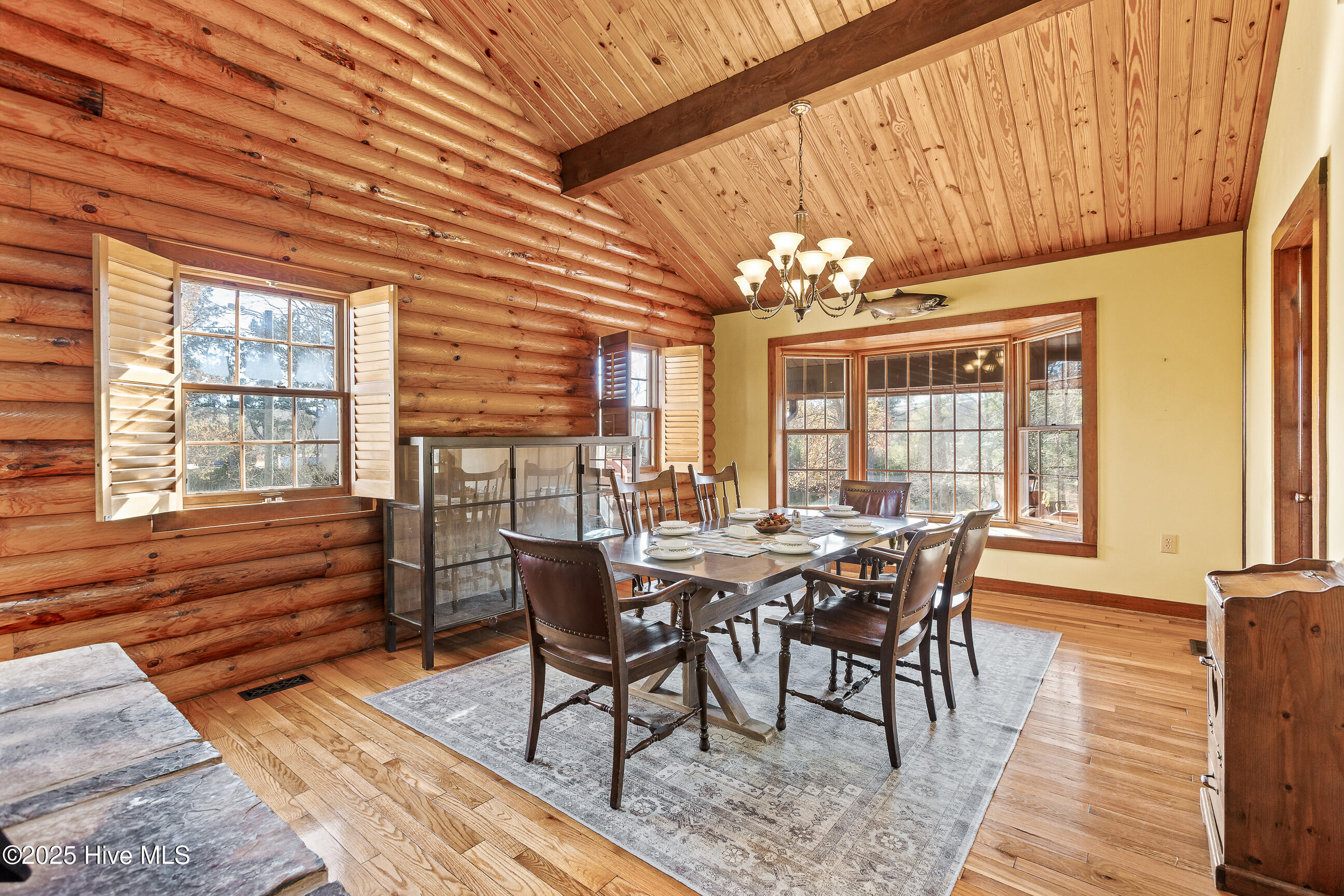 100544846 | Photo 15