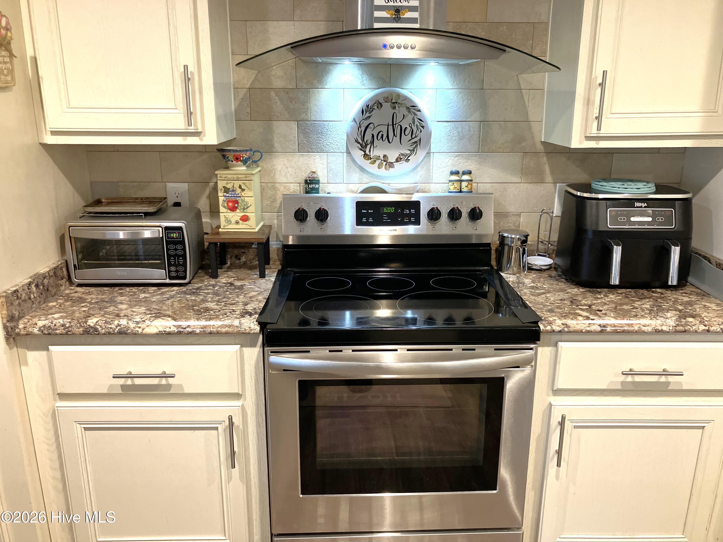 1406 White Oak River Road,Maysville