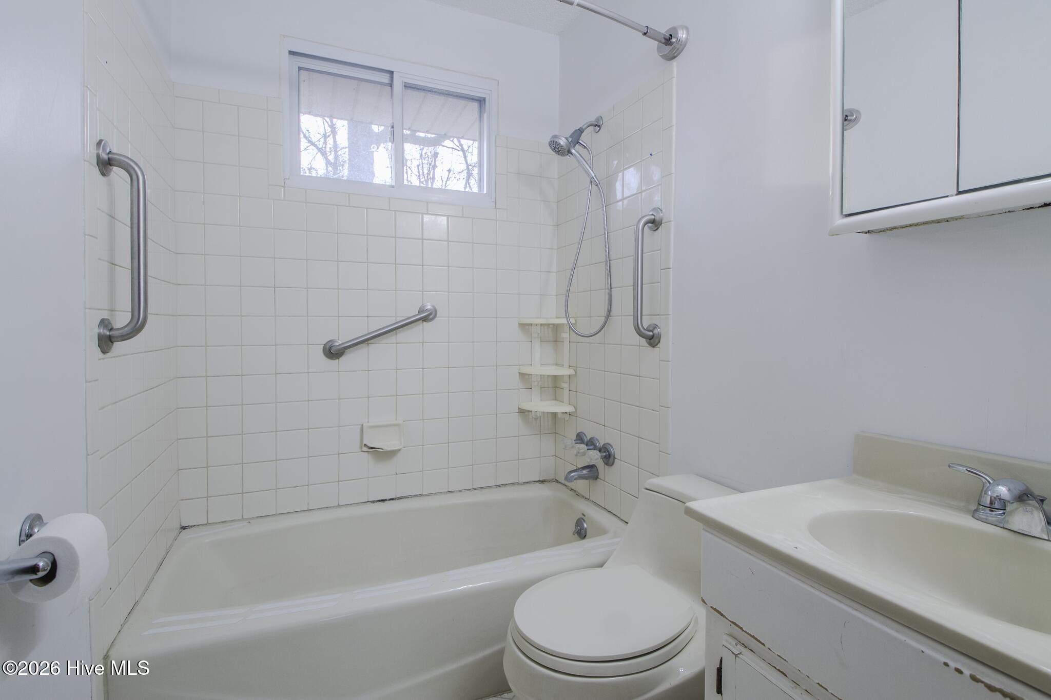 100552171 | Photo 21