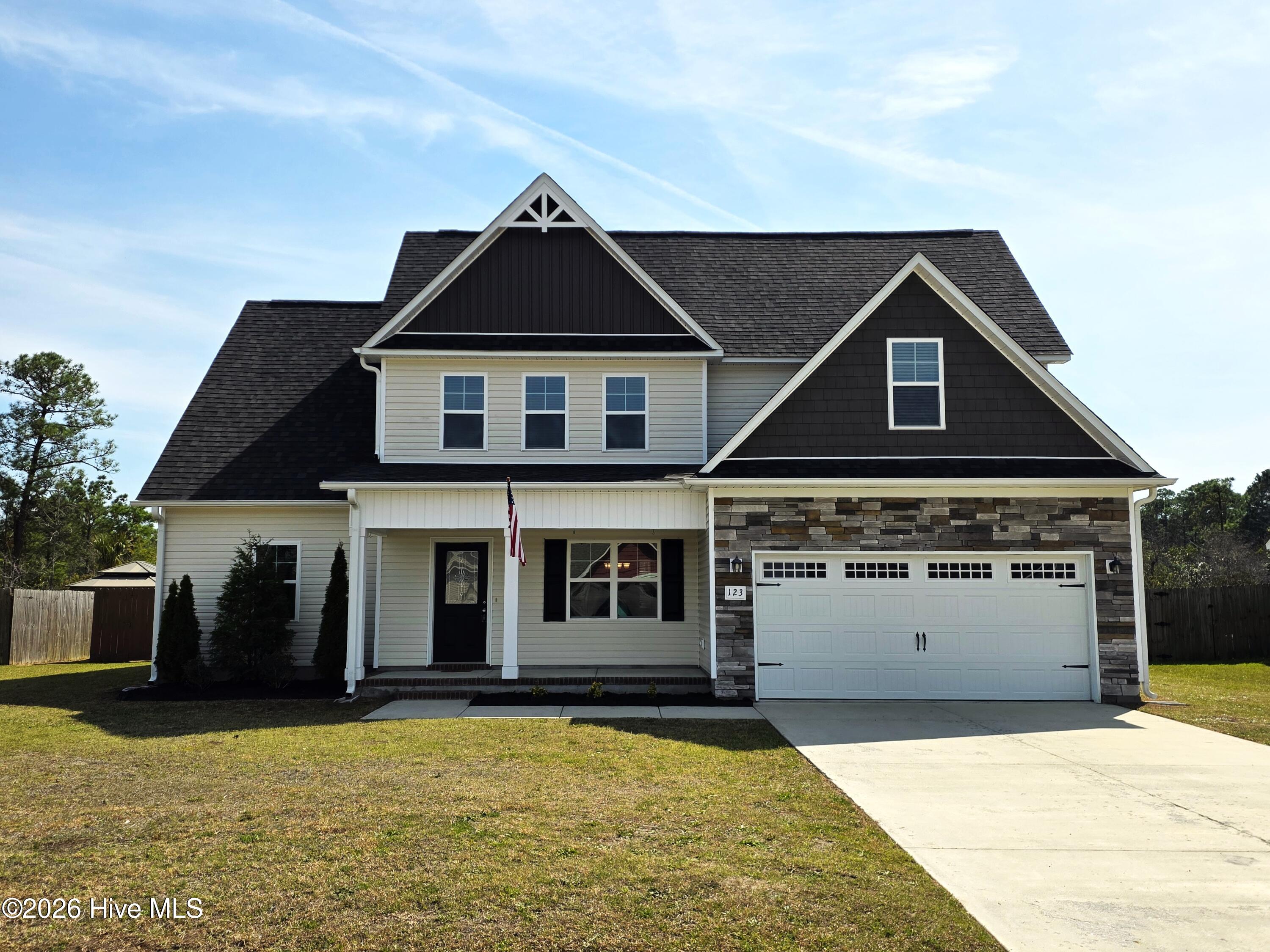 Homes for sale in Hubert, NC | 123 Sonia Dr, Hubert, NC 28539 | MLS# 100527843