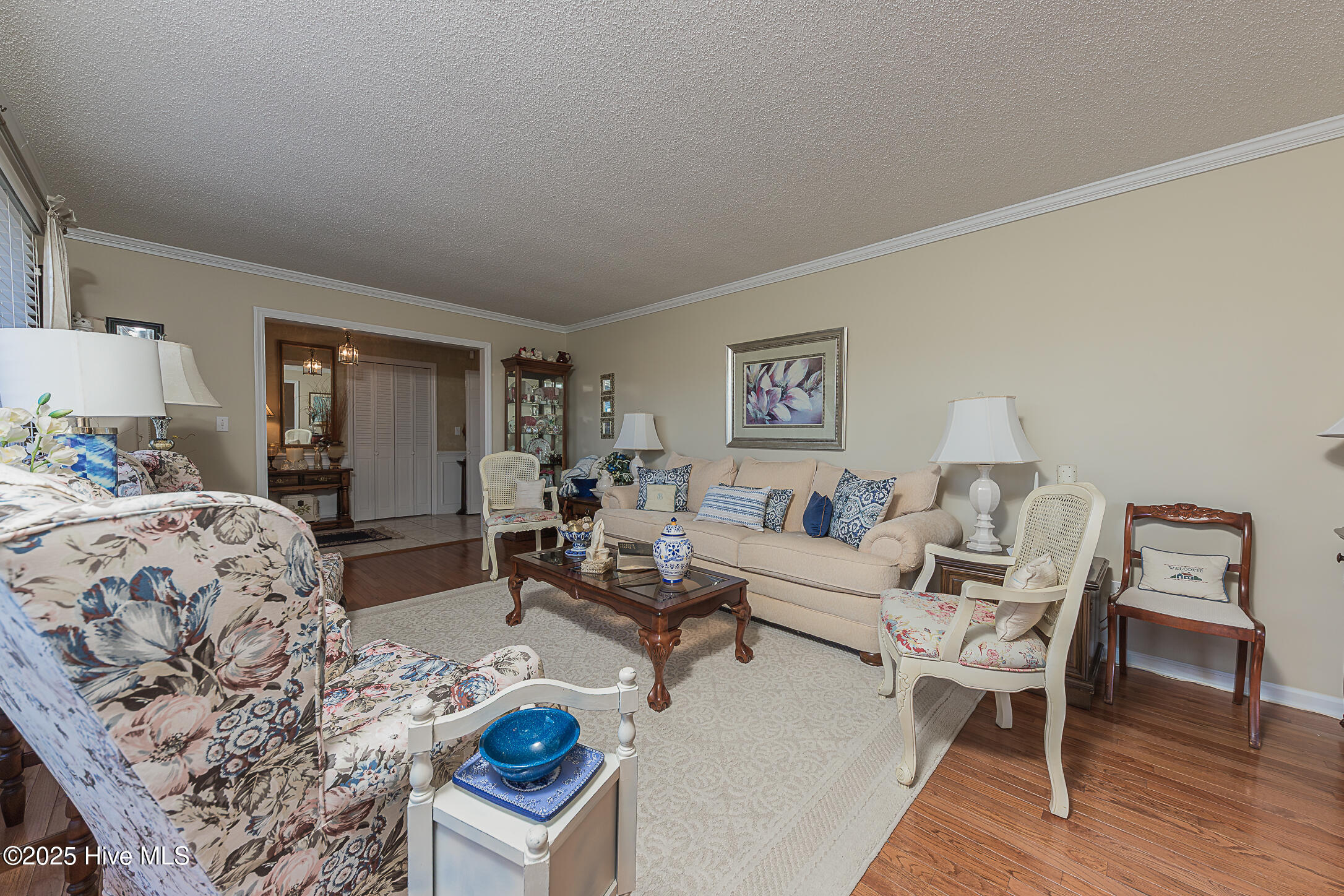 100542740 | Photo 12