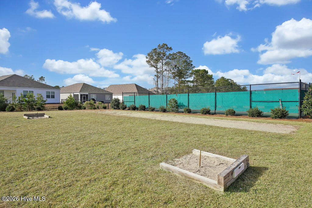 100565094 | Photo 52