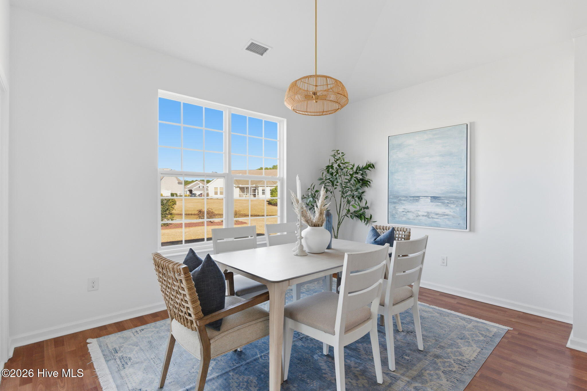 100547830 | Photo 13