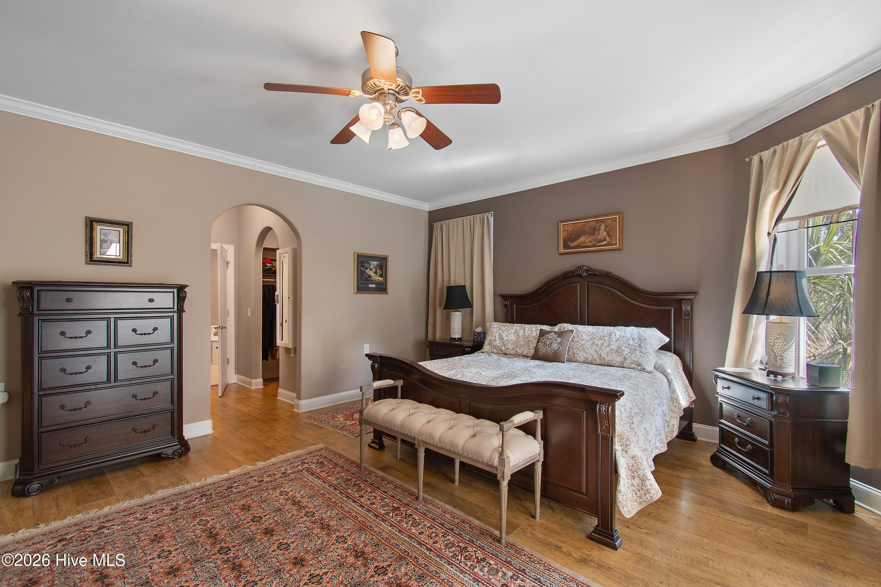 100556962 | Photo 41