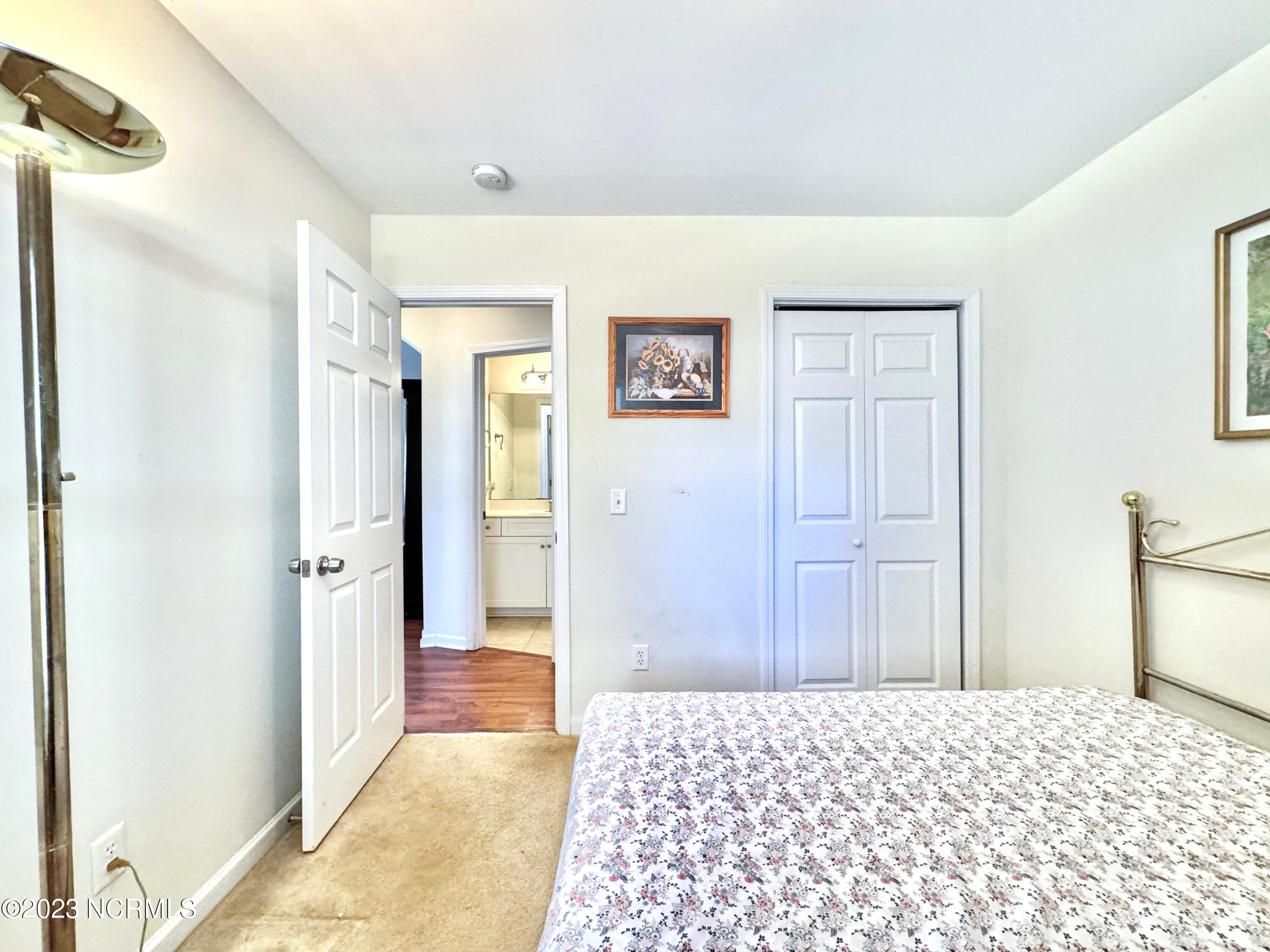 100546069 | Photo 43