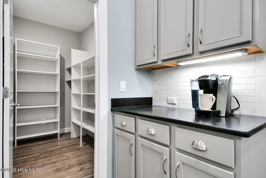 100558721 | Photo 20