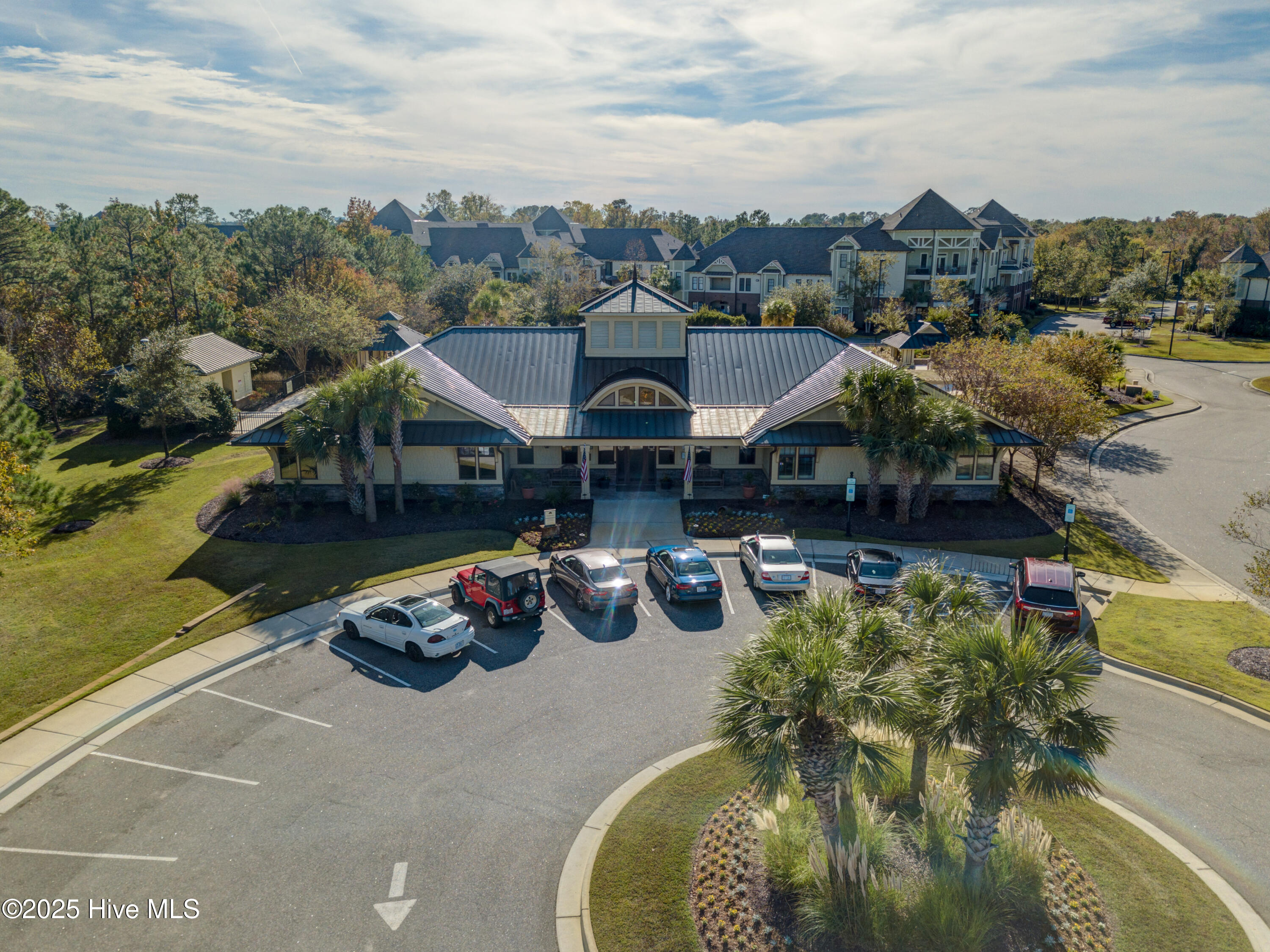 100536723 | Photo 38