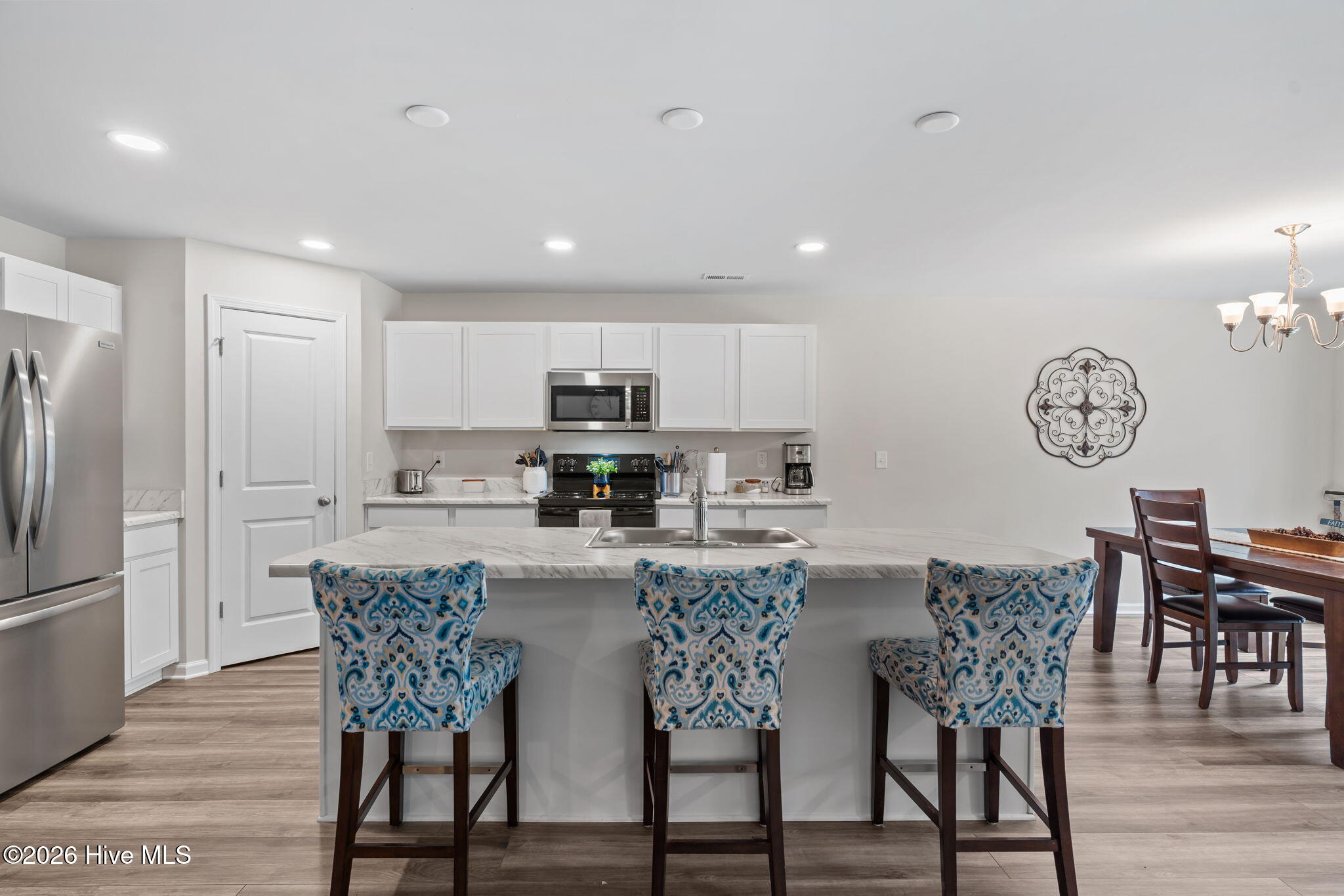 100561212 | Photo 11