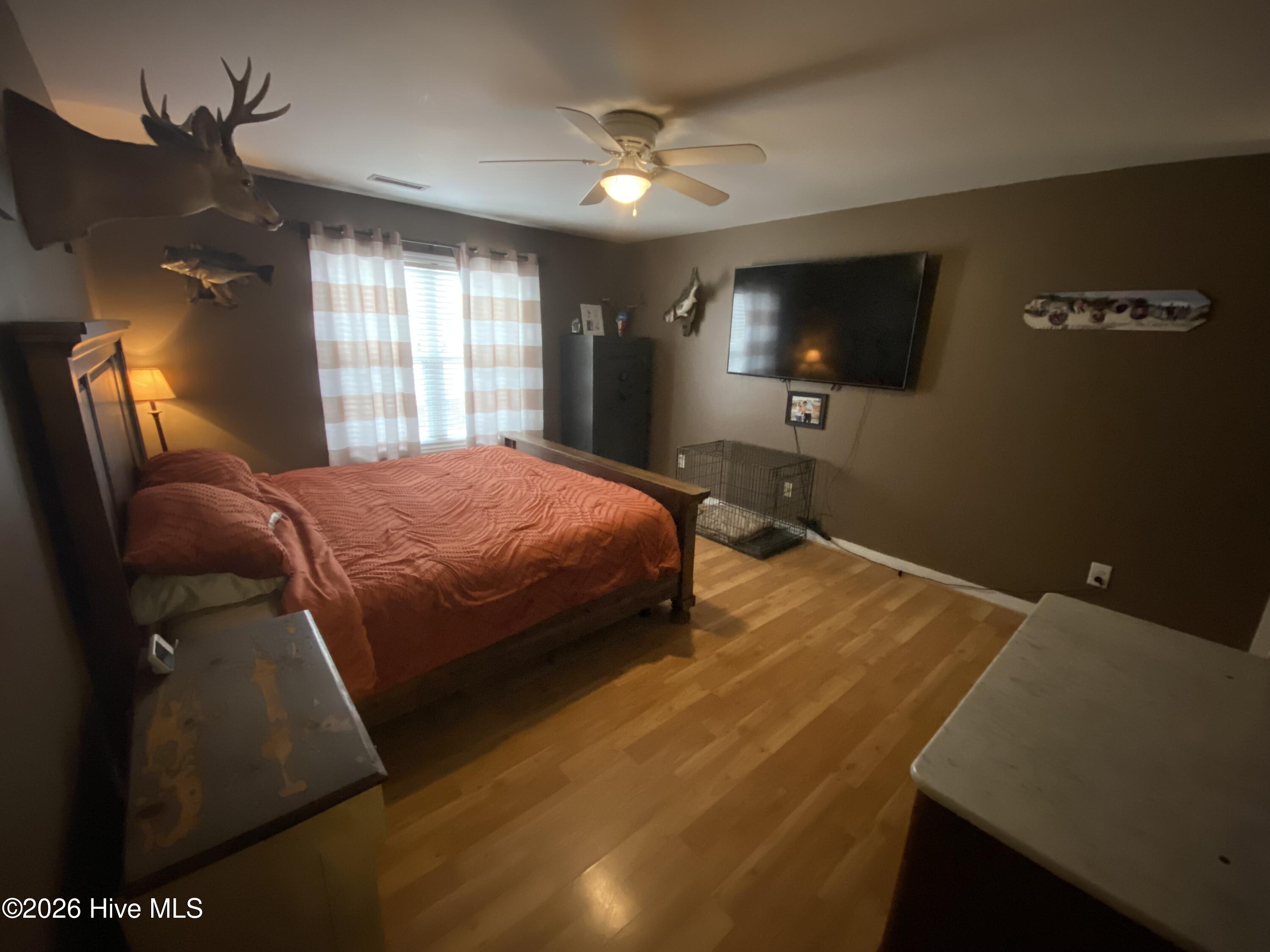 100555629 | Photo 21