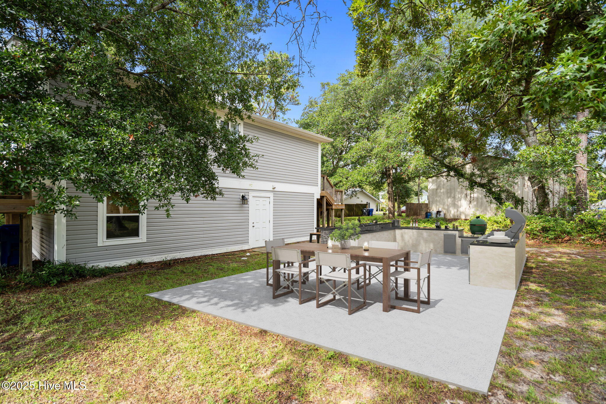 100523824 | Photo 10