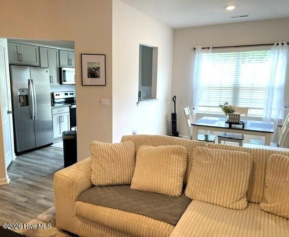 Liv/Kit/Din Rooms