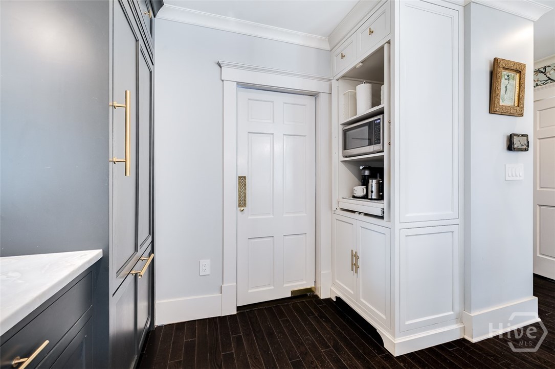 37 E 50Th Street, Savannah, GA, 31405