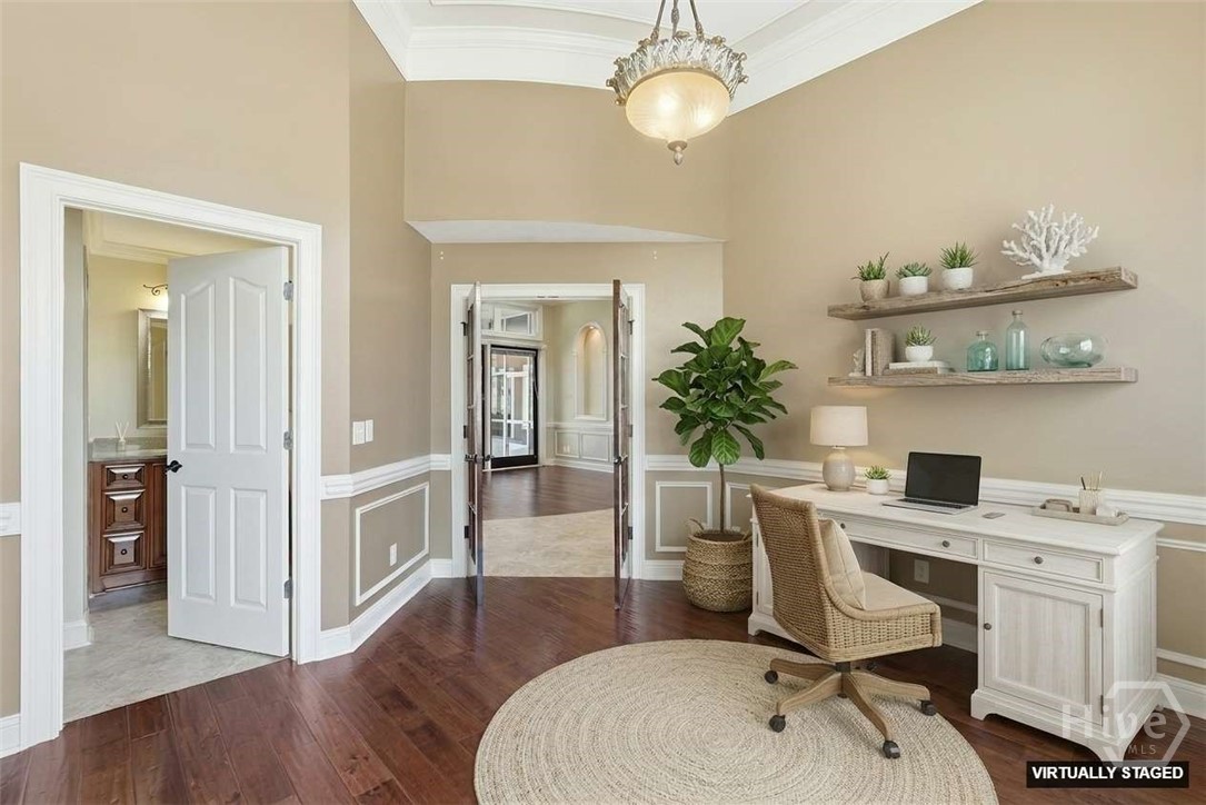 Virtually Staged Office