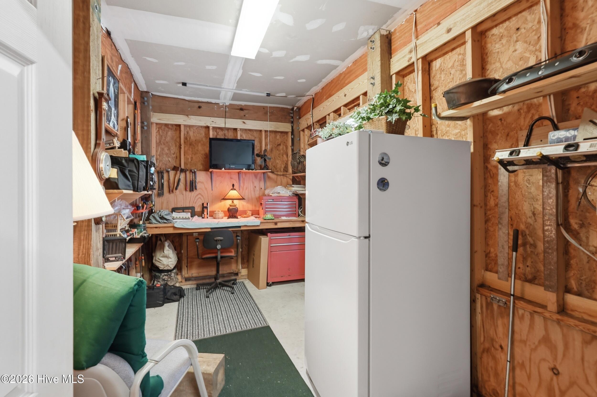 100561994 | Photo 71