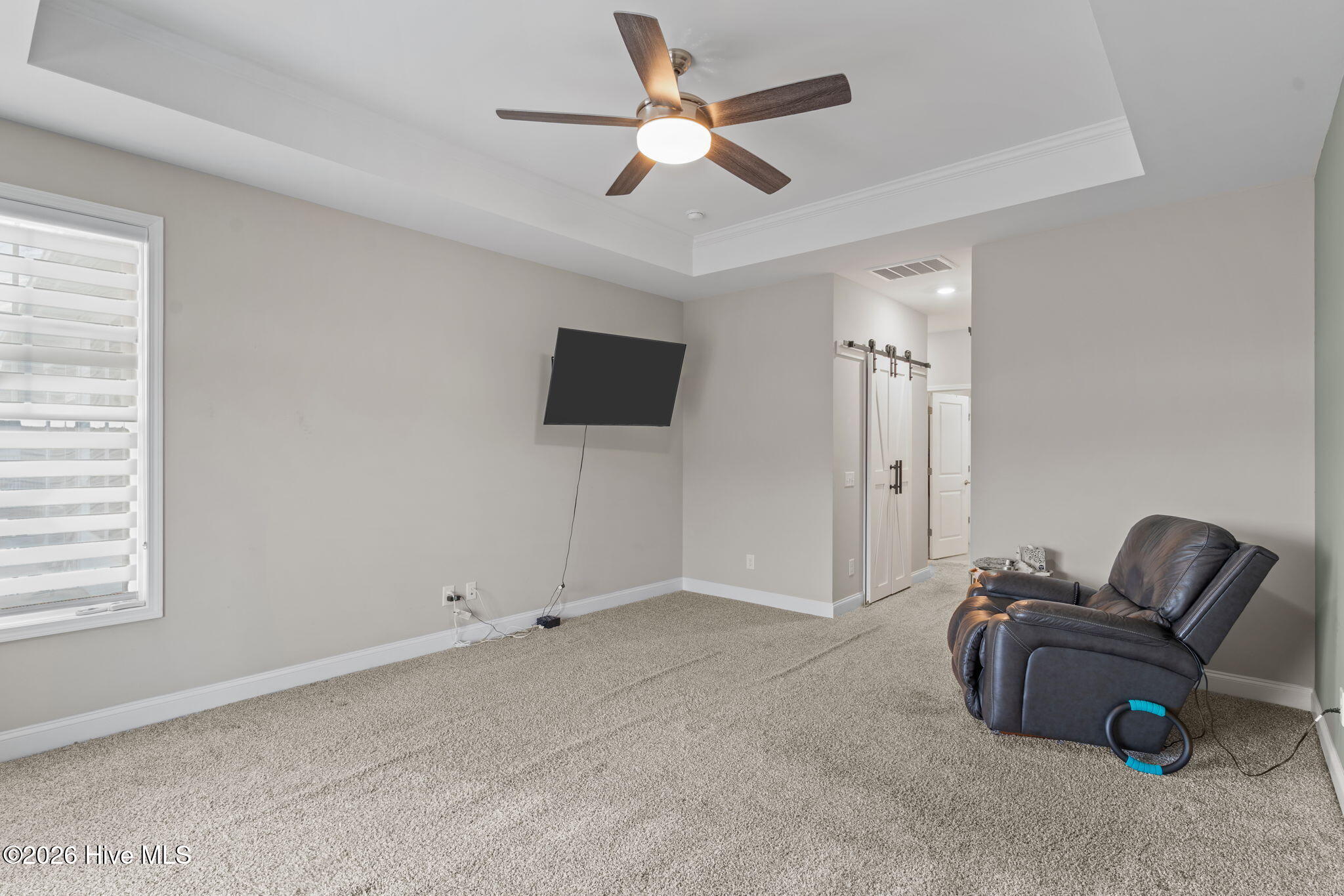 100559124 | Photo 24