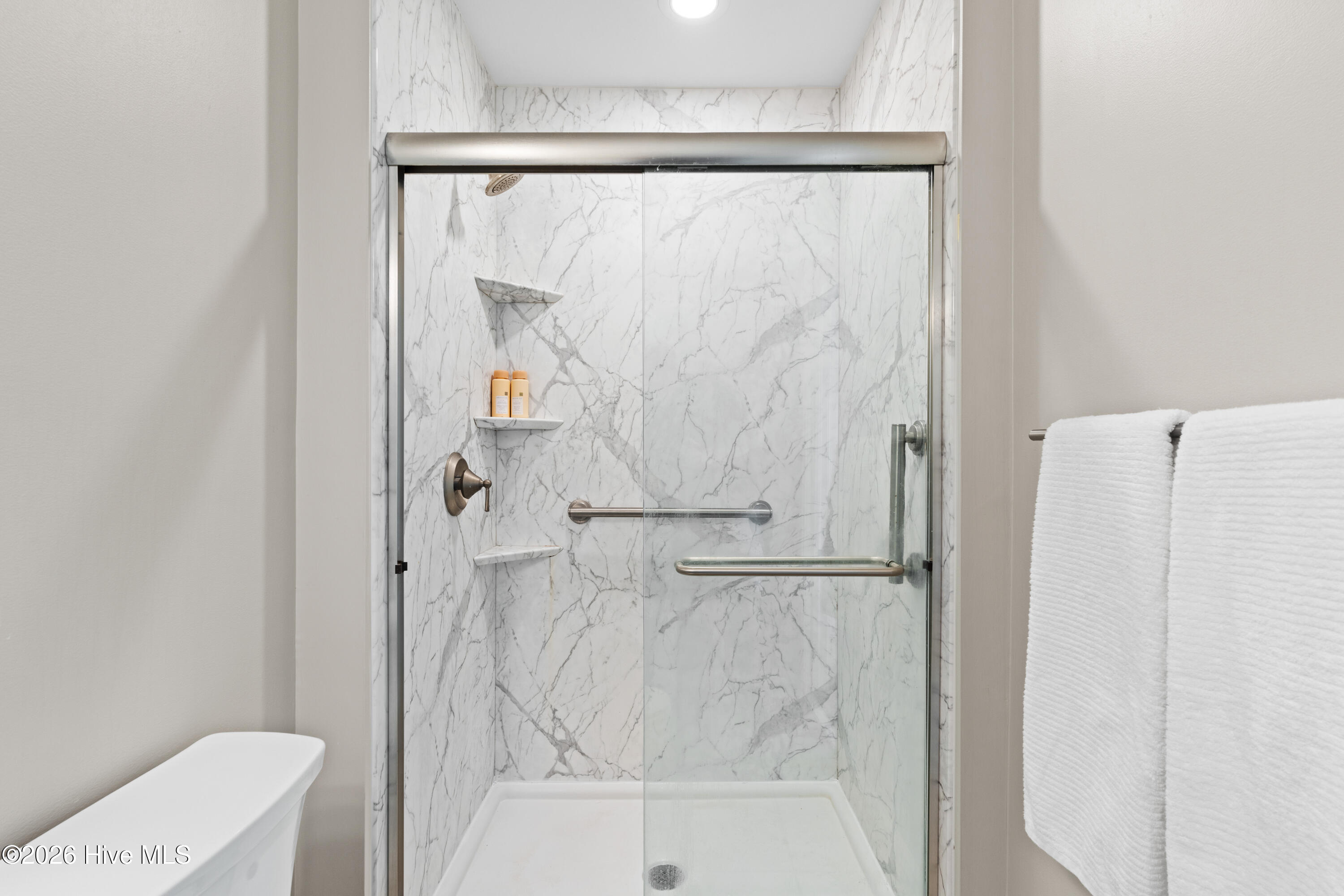 100560754 | Photo 31