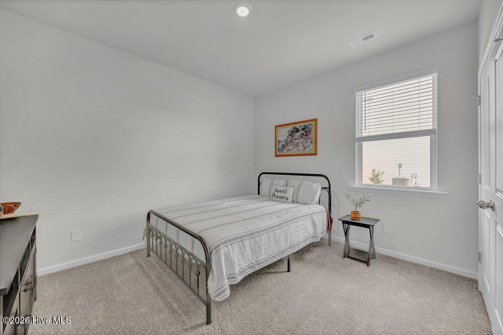 100561956 | Photo 20