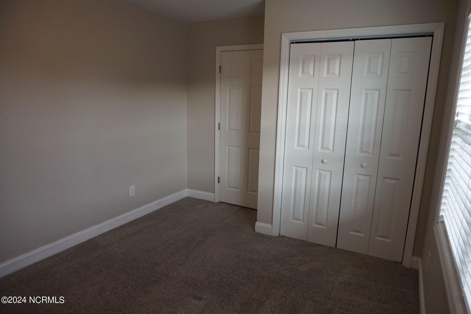 100550714 | Photo 24