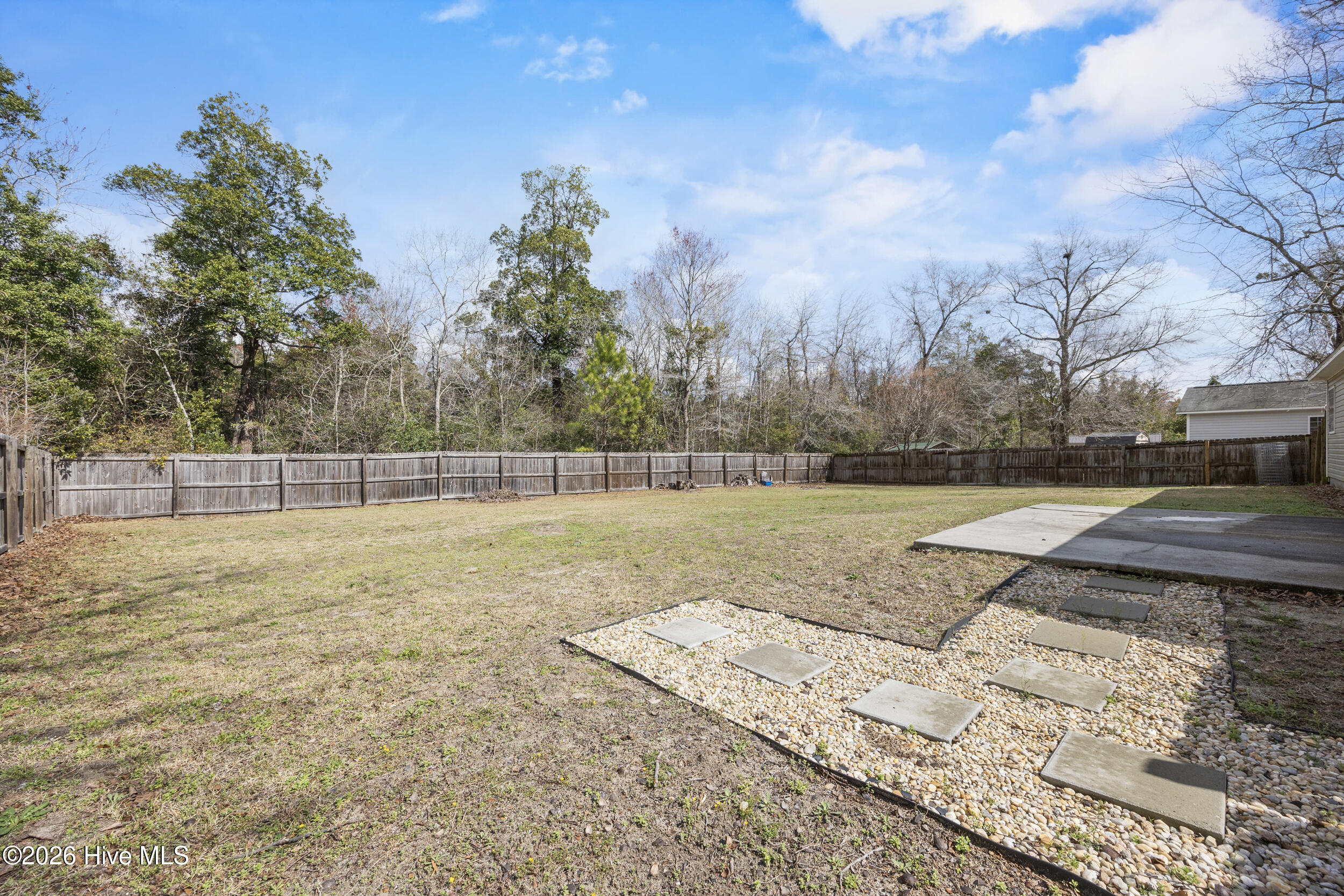 100560152 | Photo 34