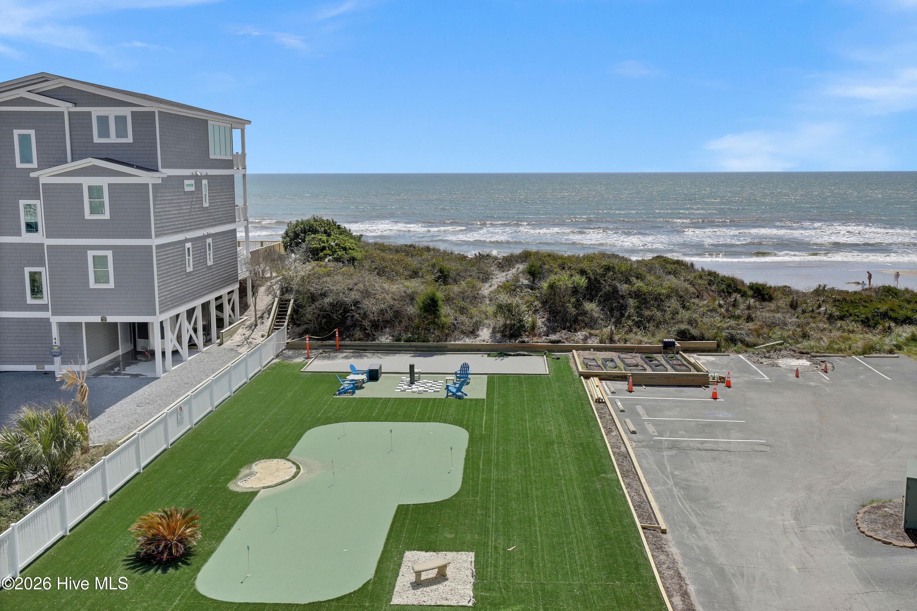 100565248 | Photo 13