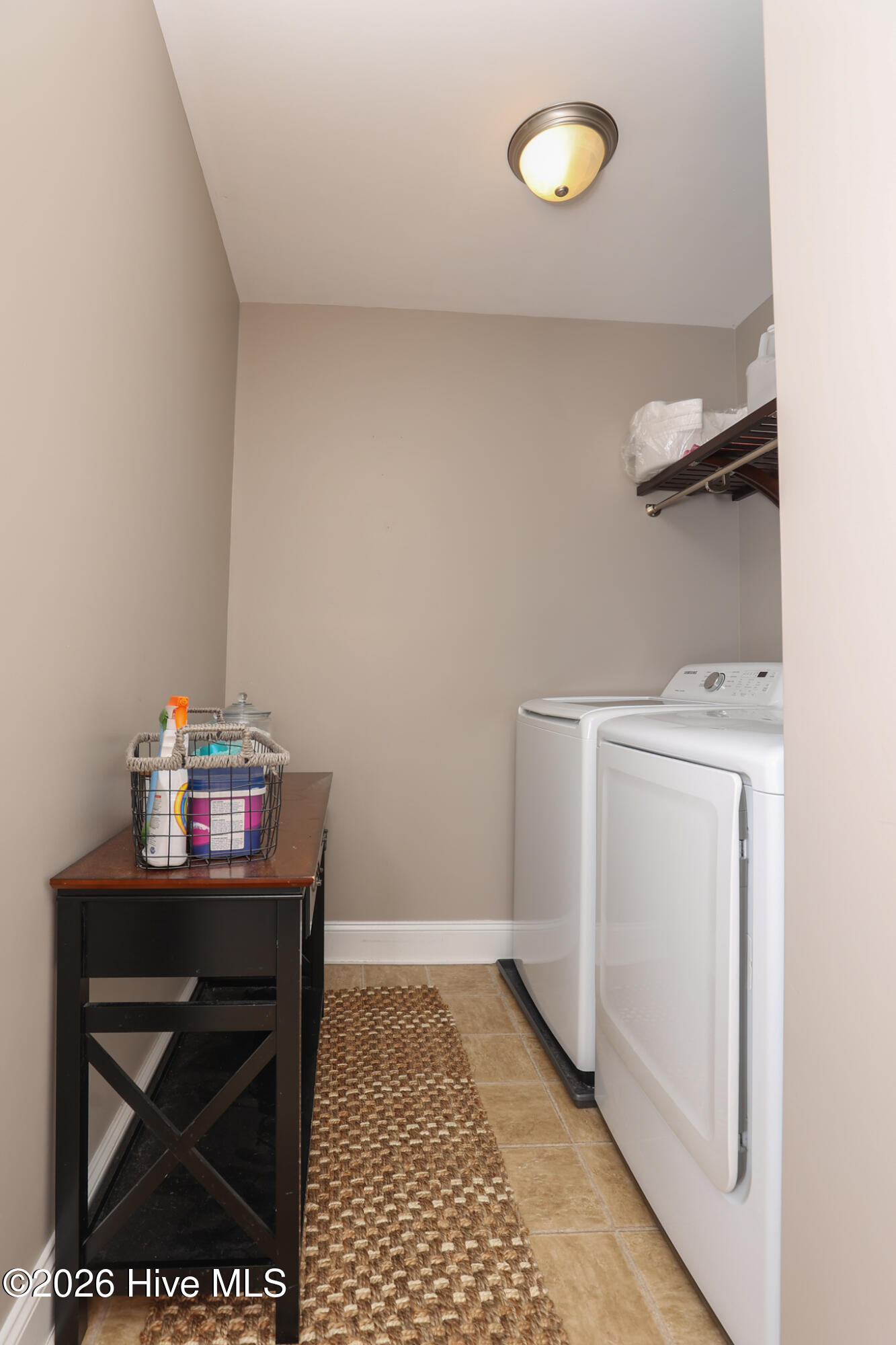 100559390 | Photo 42