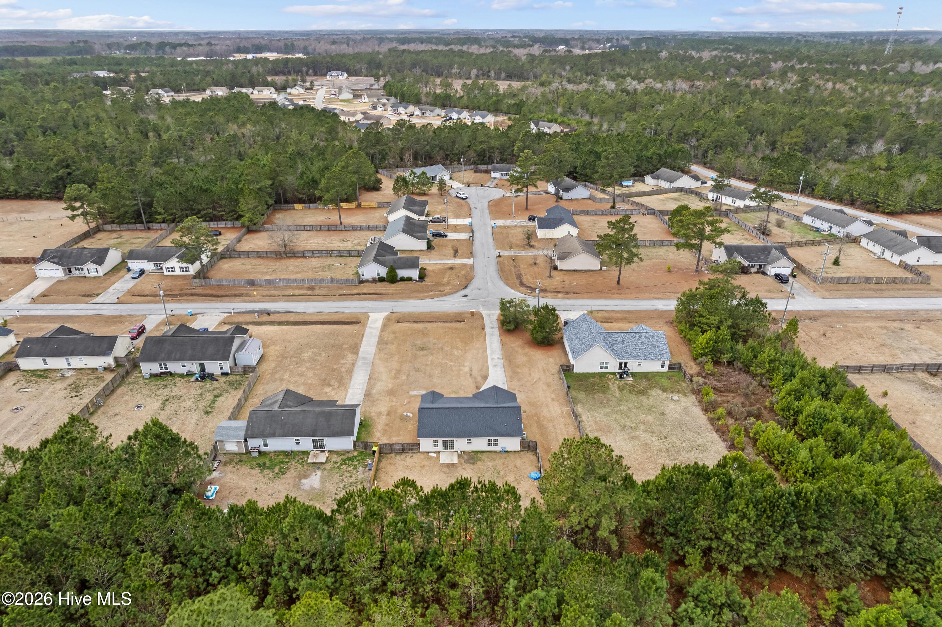 100560404 | Photo 17