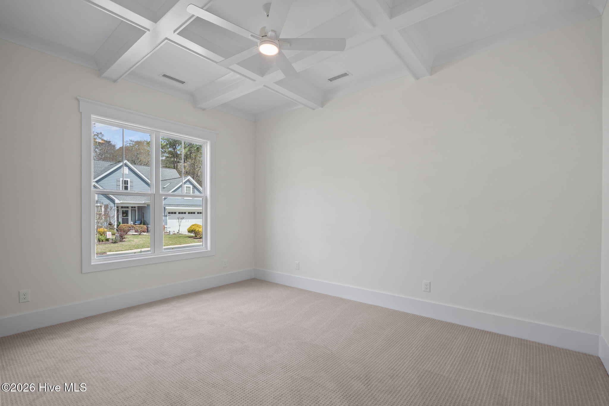 100564370 | Photo 34