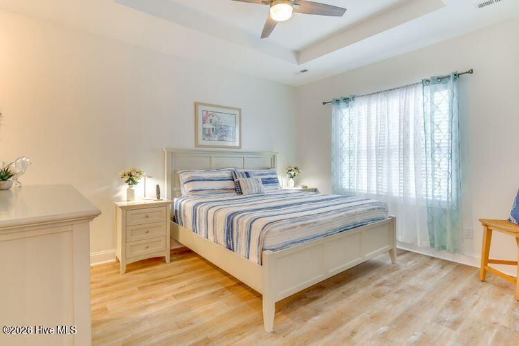 100559690 | Photo 15