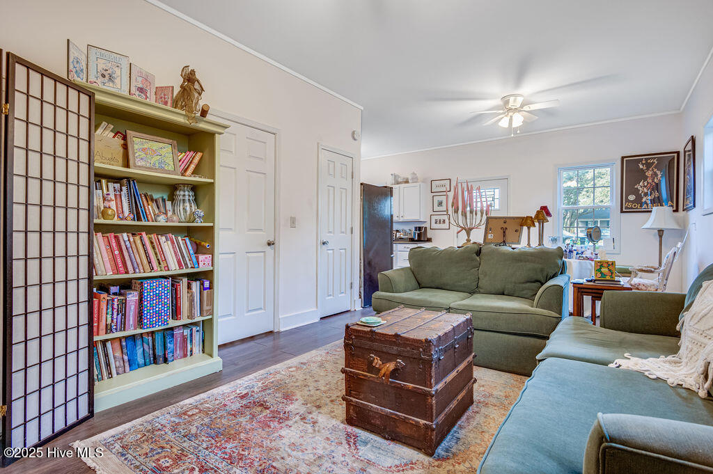 100534087 | Photo 55