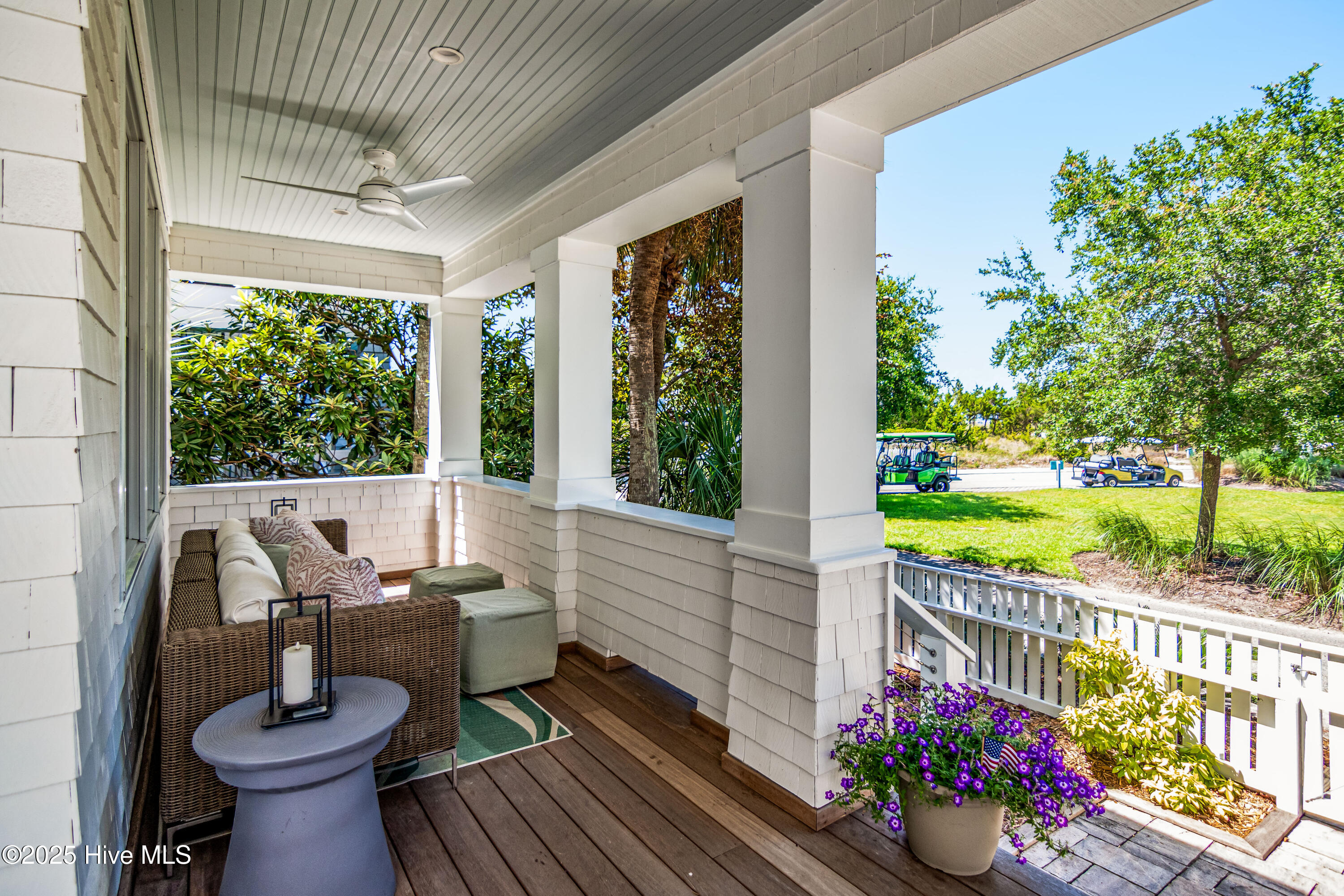 100521321 | Photo 49