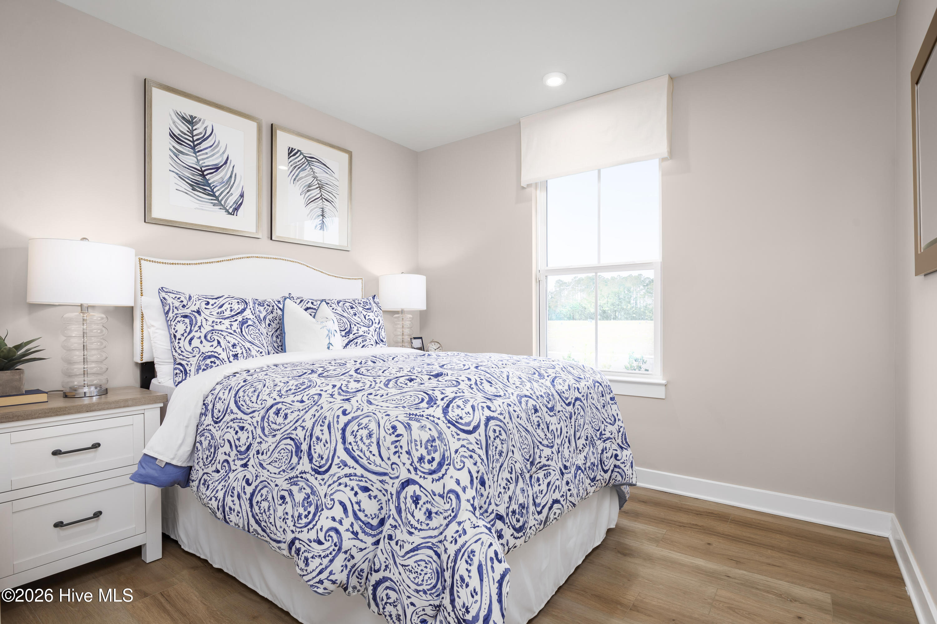 100548892 | Photo 10