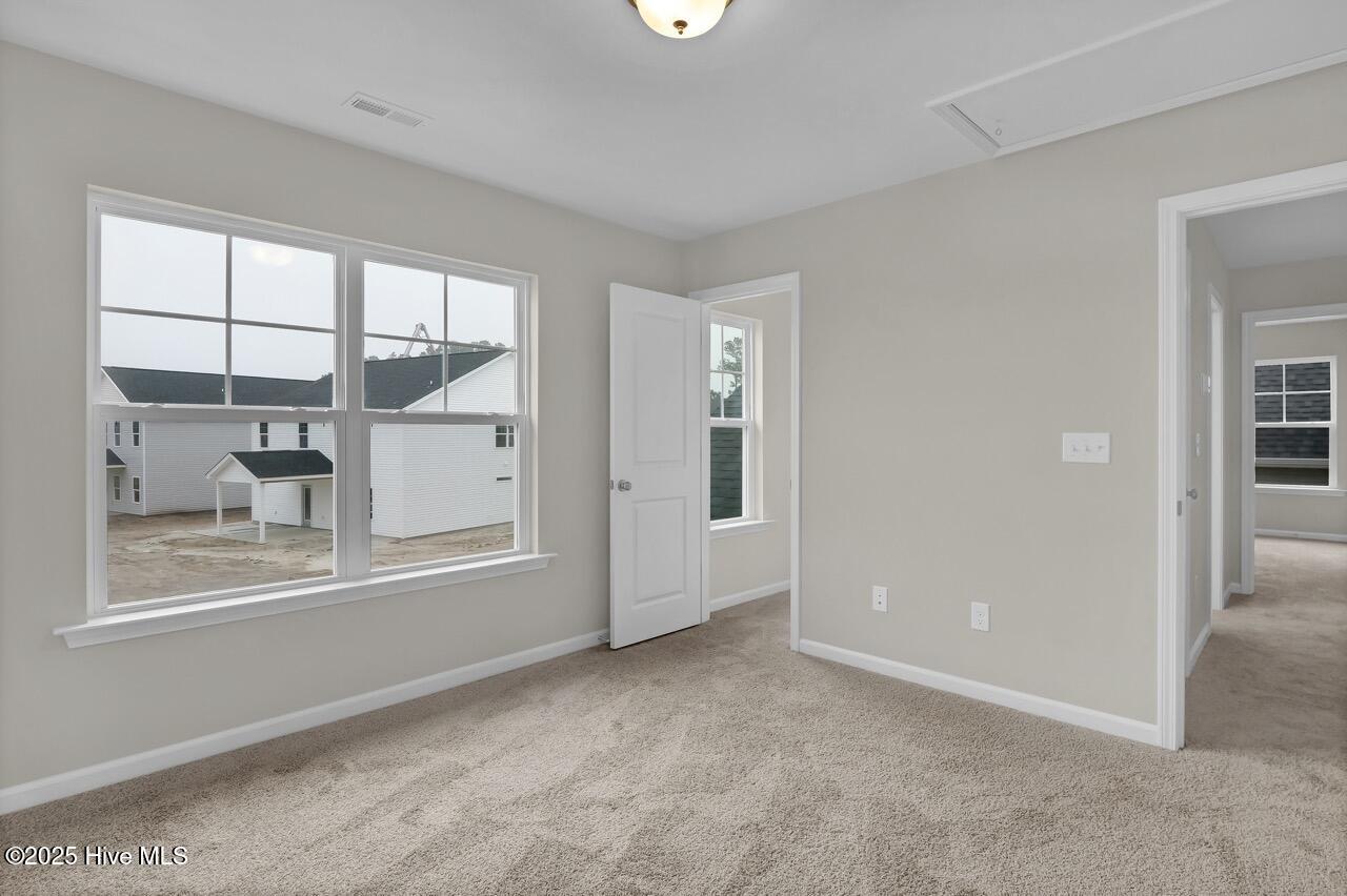 100543340 | Photo 37