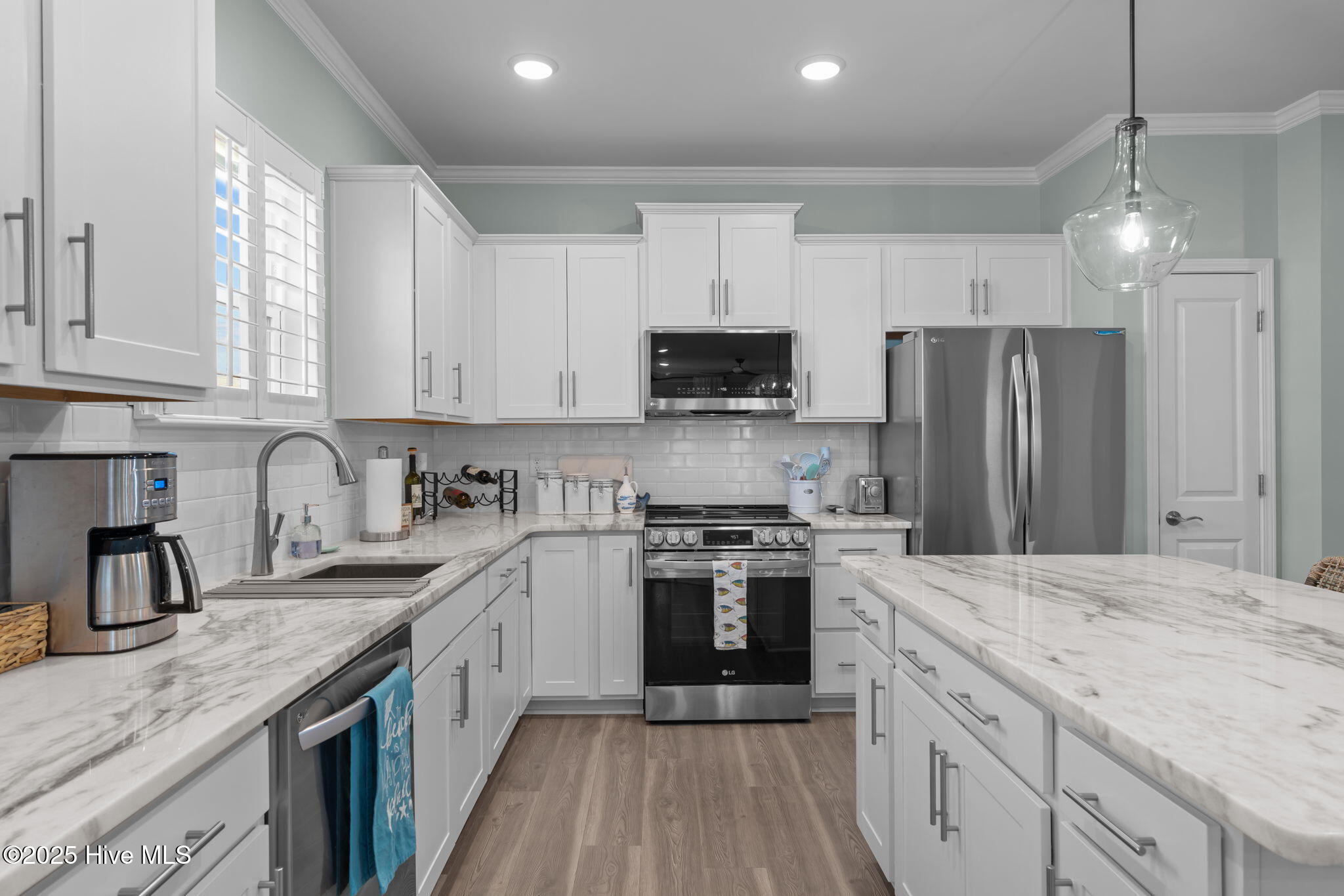 100531839 | Photo 20