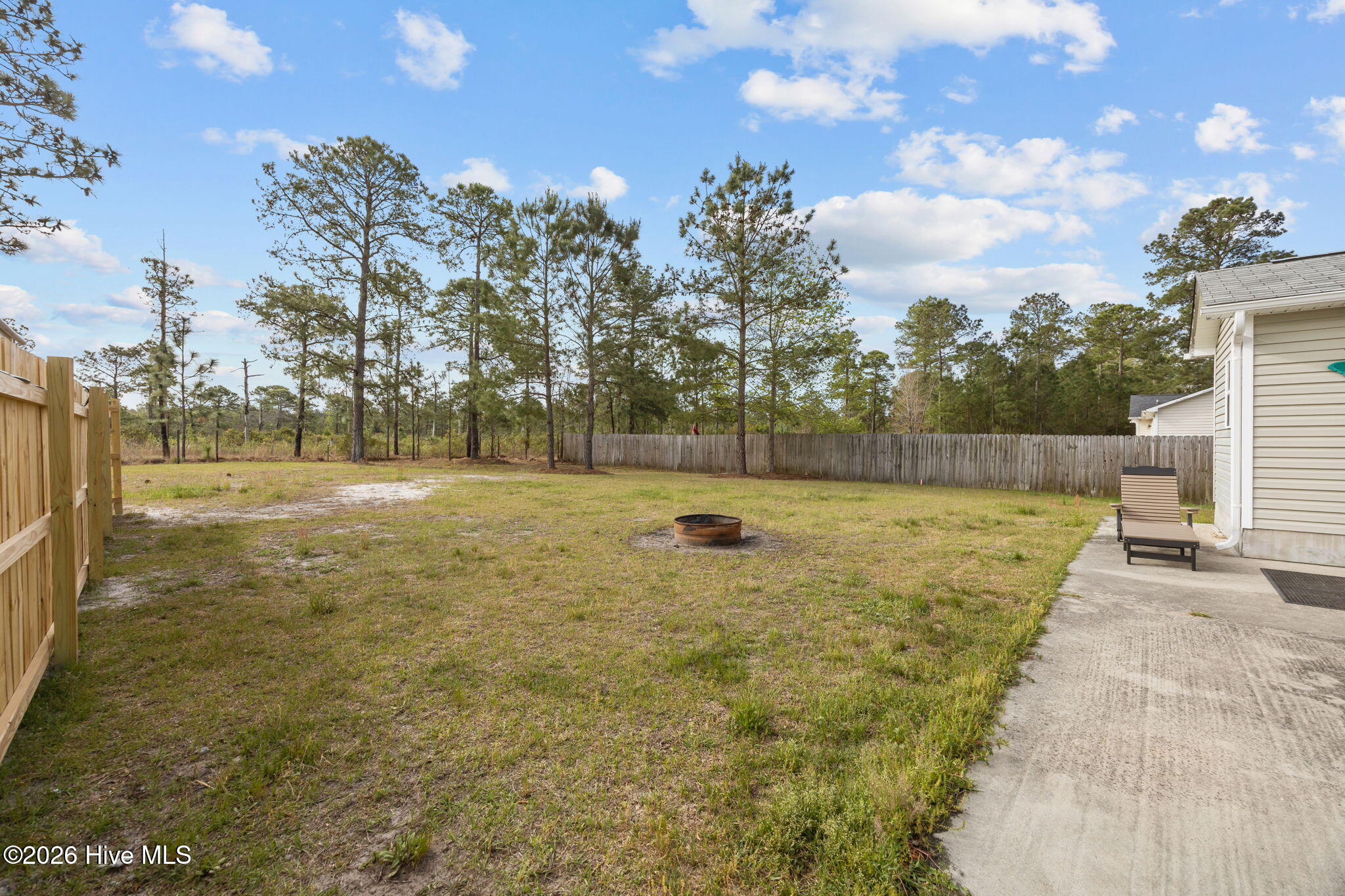 100566784 | Photo 46