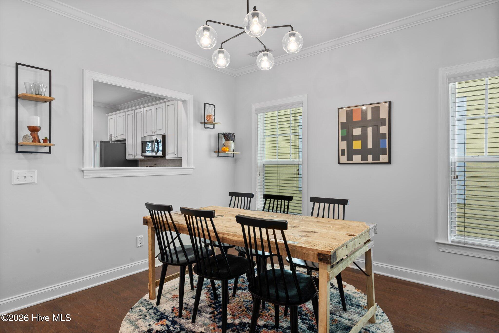 100550866 | Photo 12