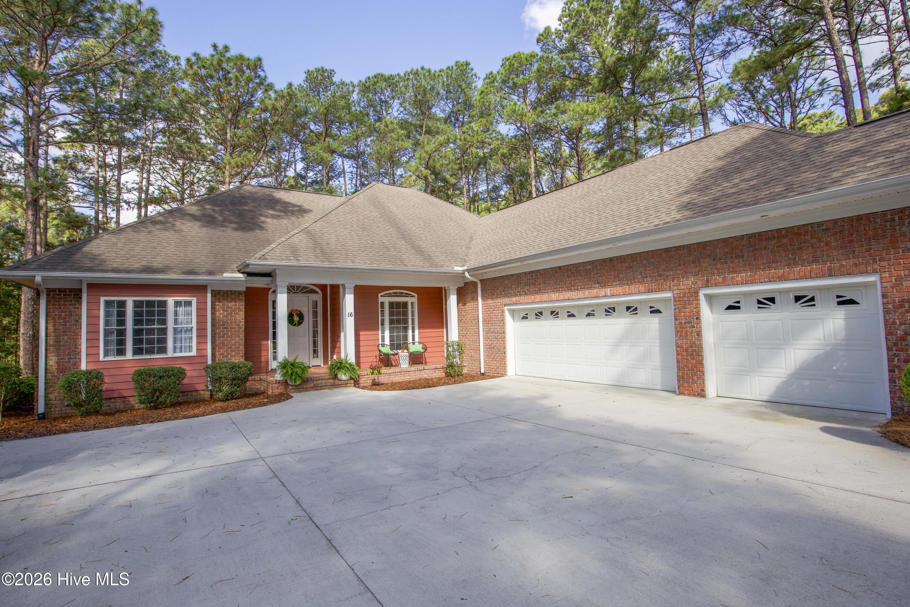 16 Montrose Ct-8