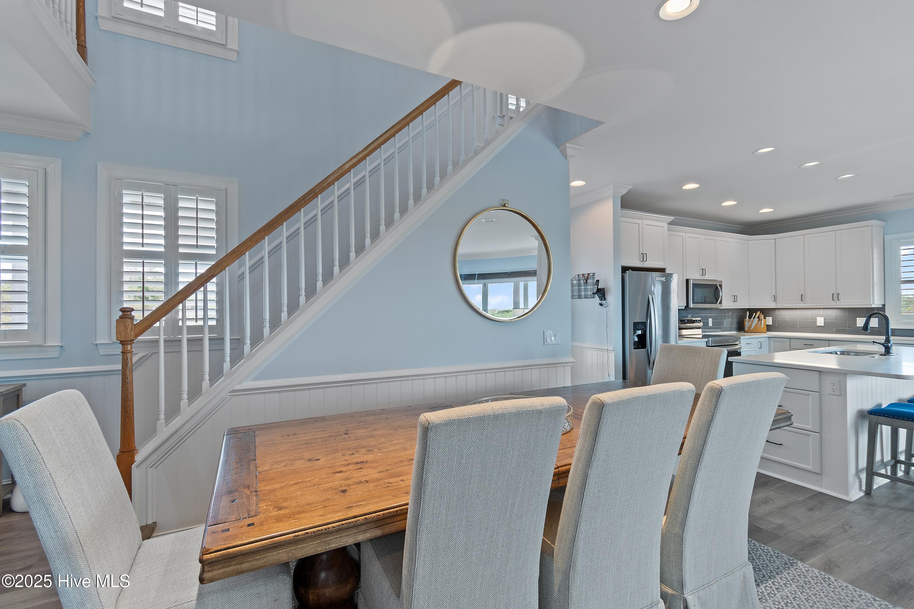 100536702 | Photo 48