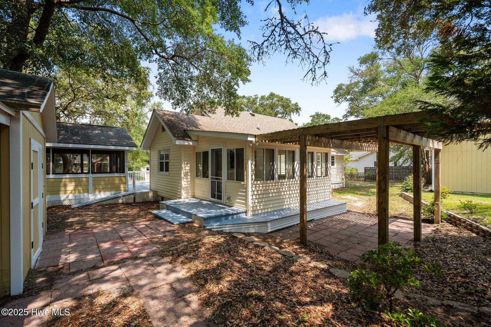 108 NW 29th Street, Oak Island, NC, 28465