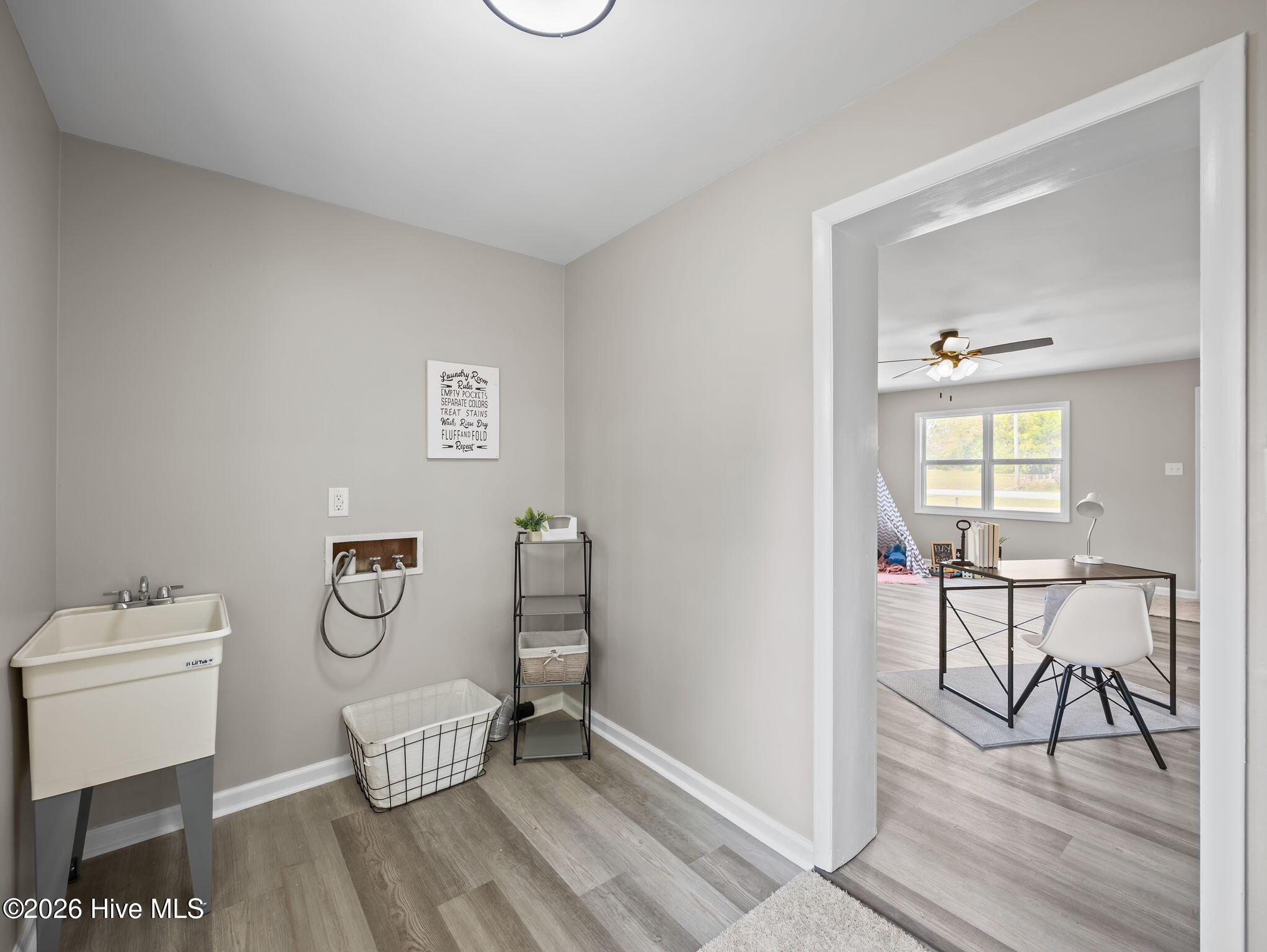 100562789 | Photo 20