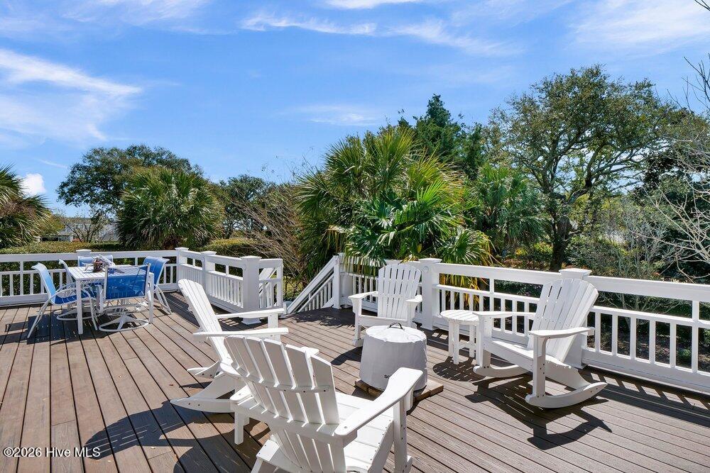 100559715 | Photo 56