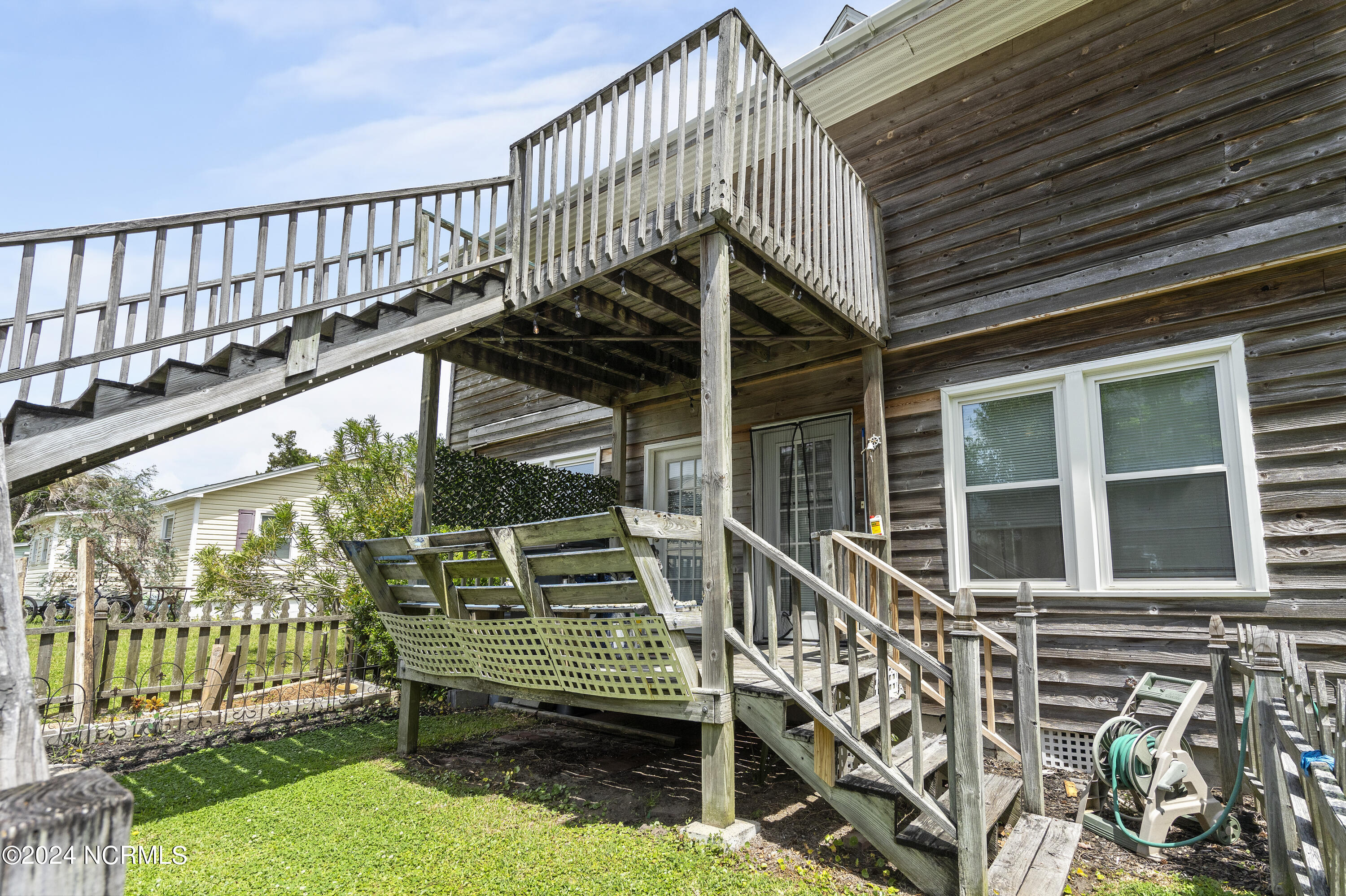 100488510 | Photo 49