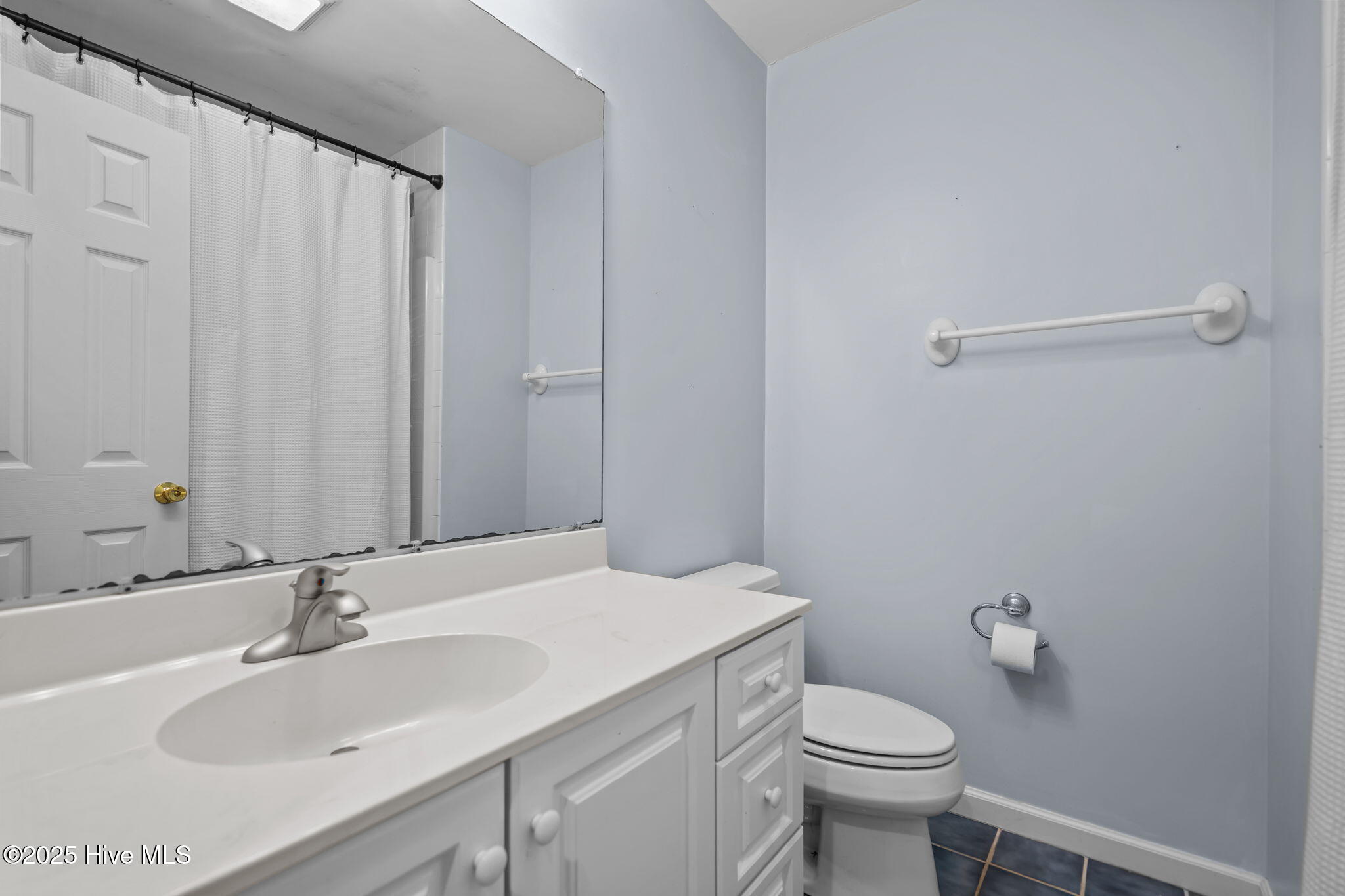 100536417 | Photo 29