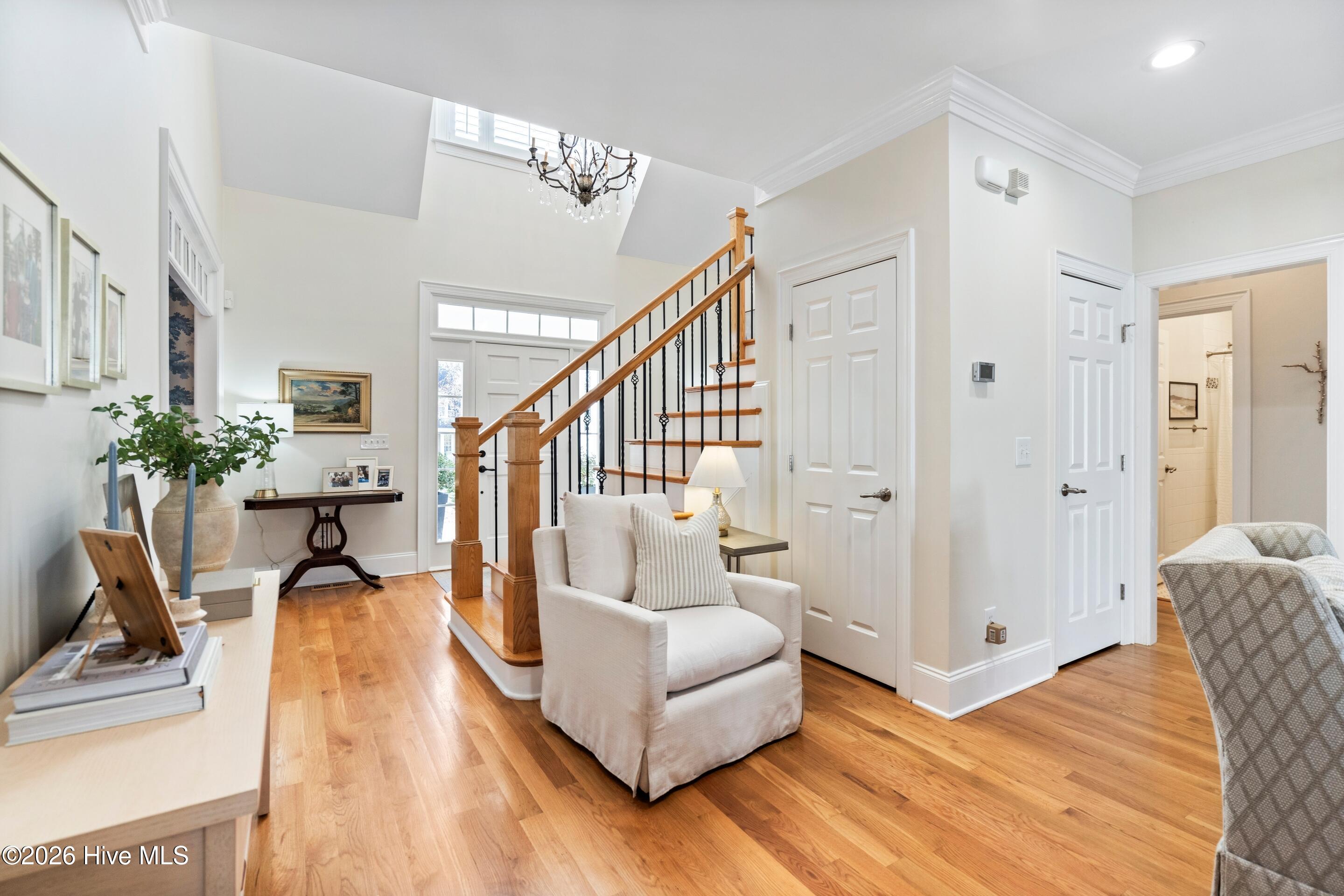 100549669 | Photo 26