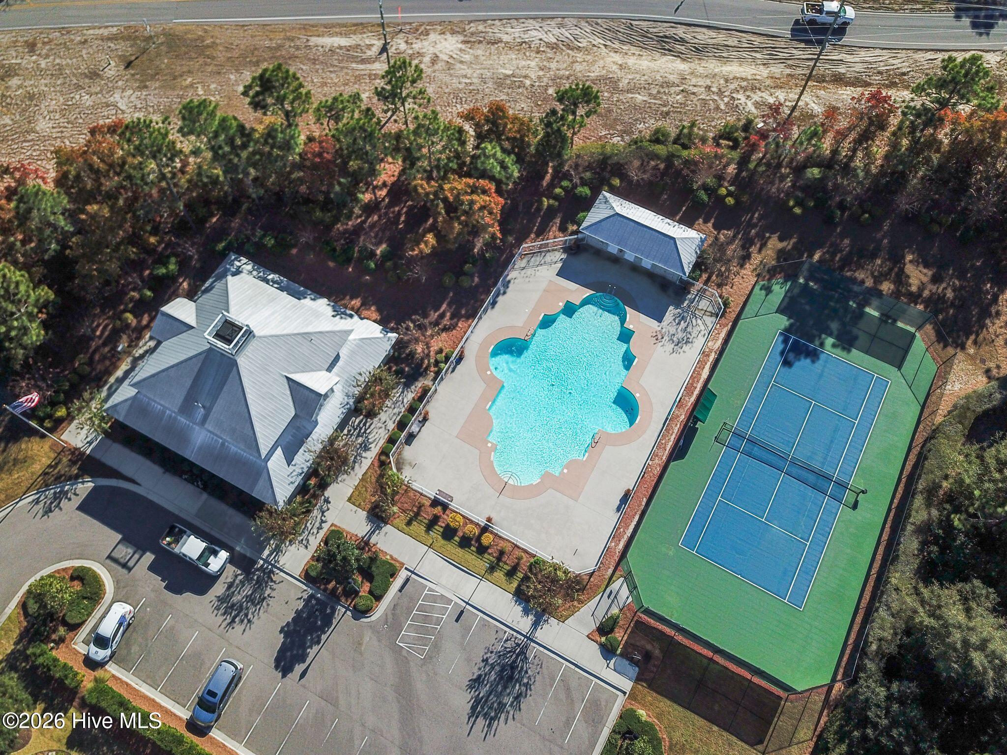 100559645 | Photo 44