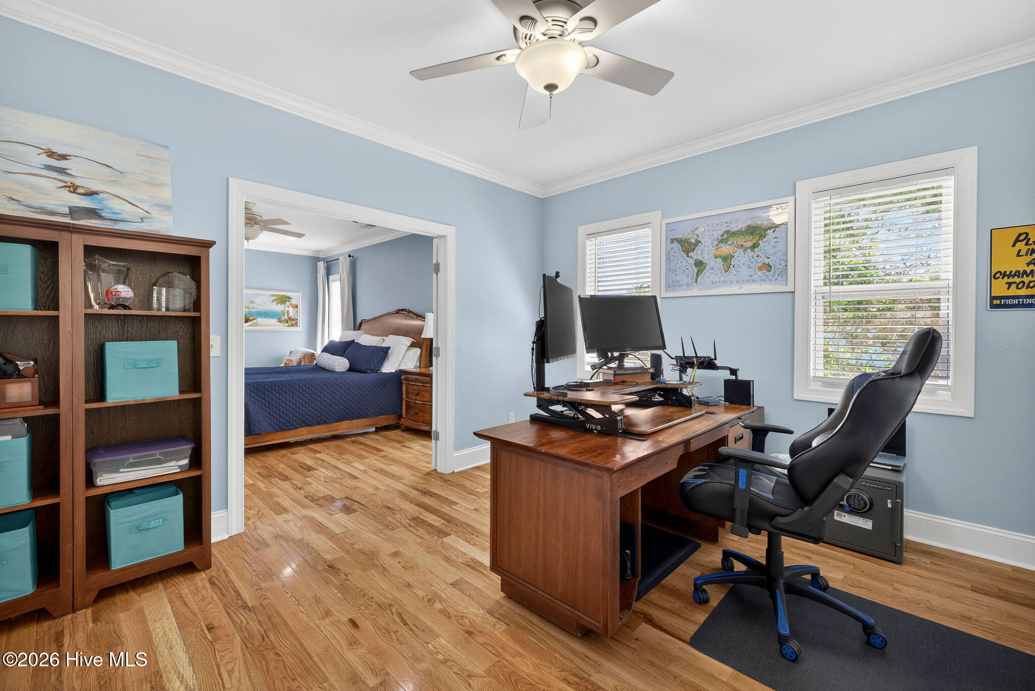 100570117 | Photo 26