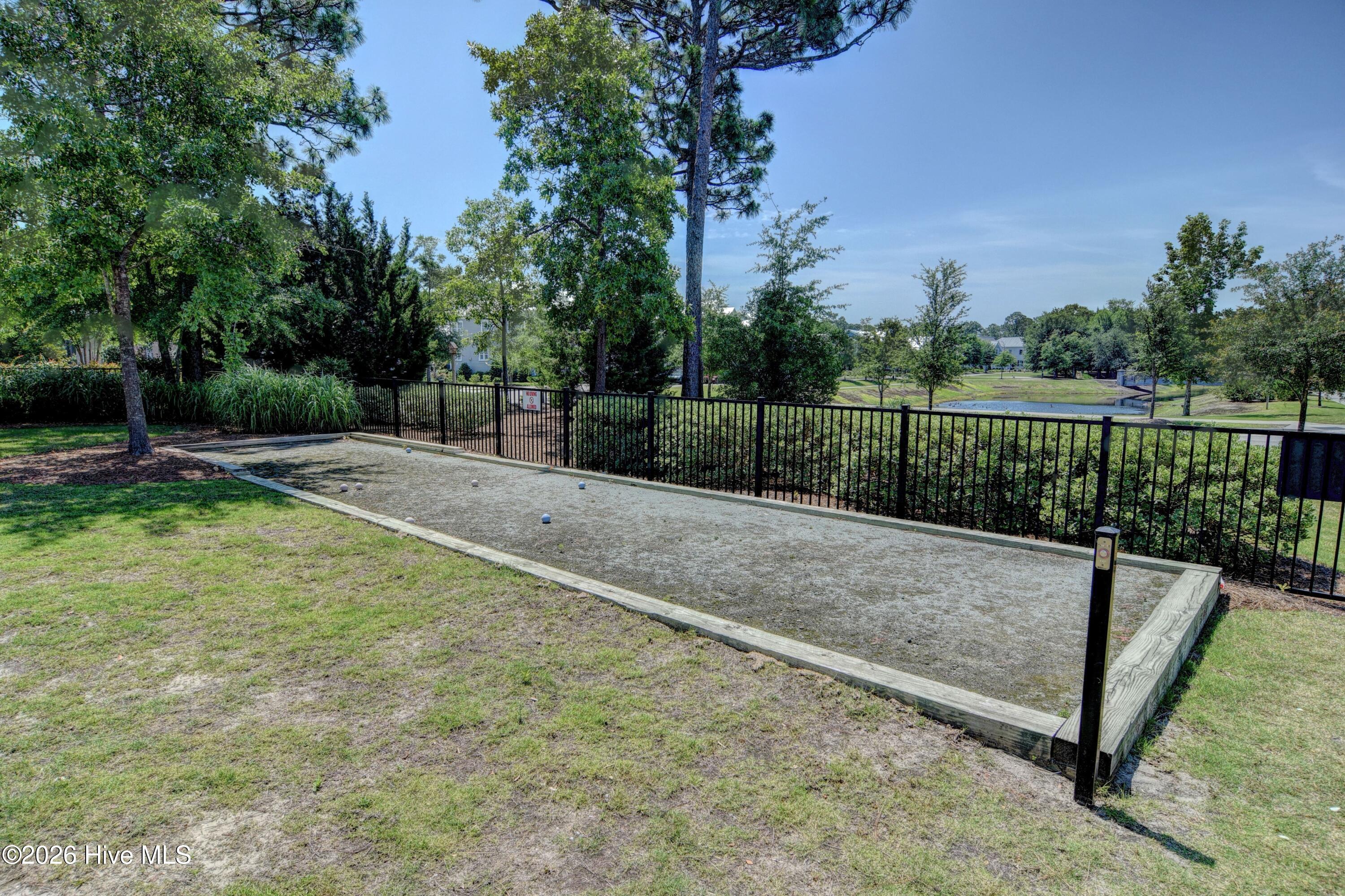 100549123 | Photo 38