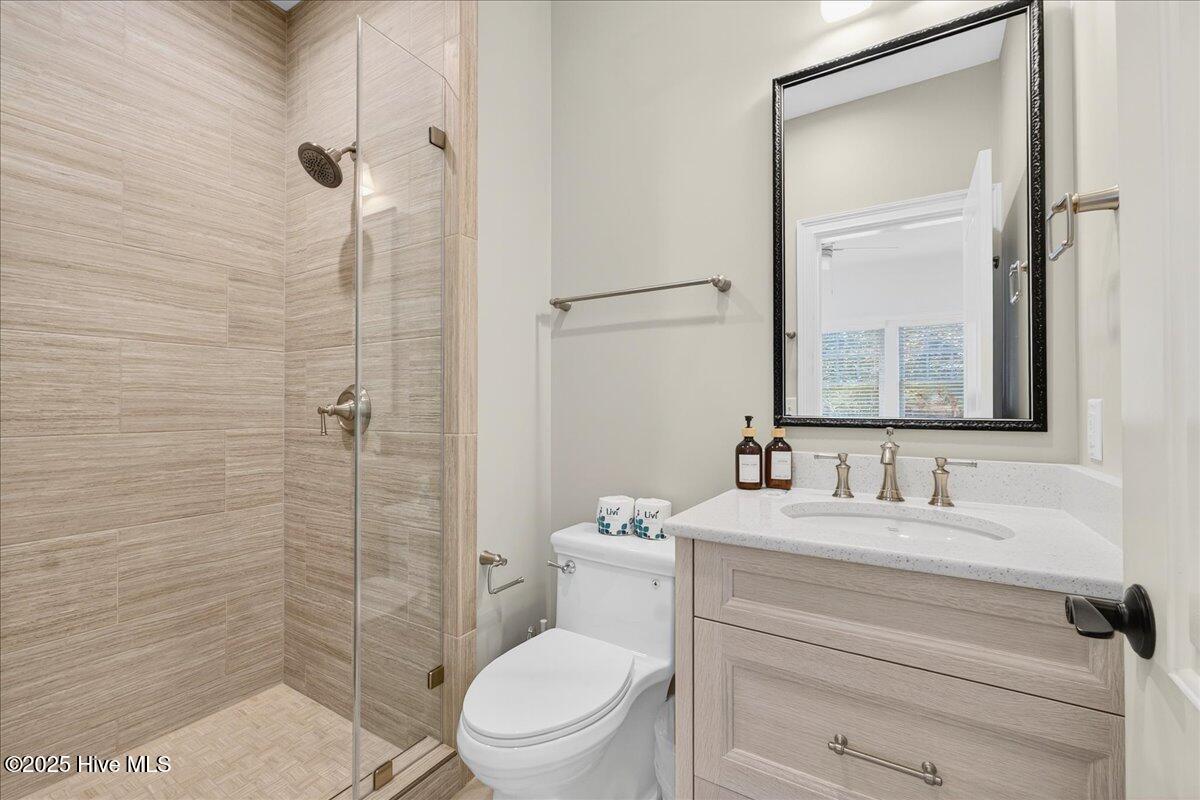 100540926 | Photo 61