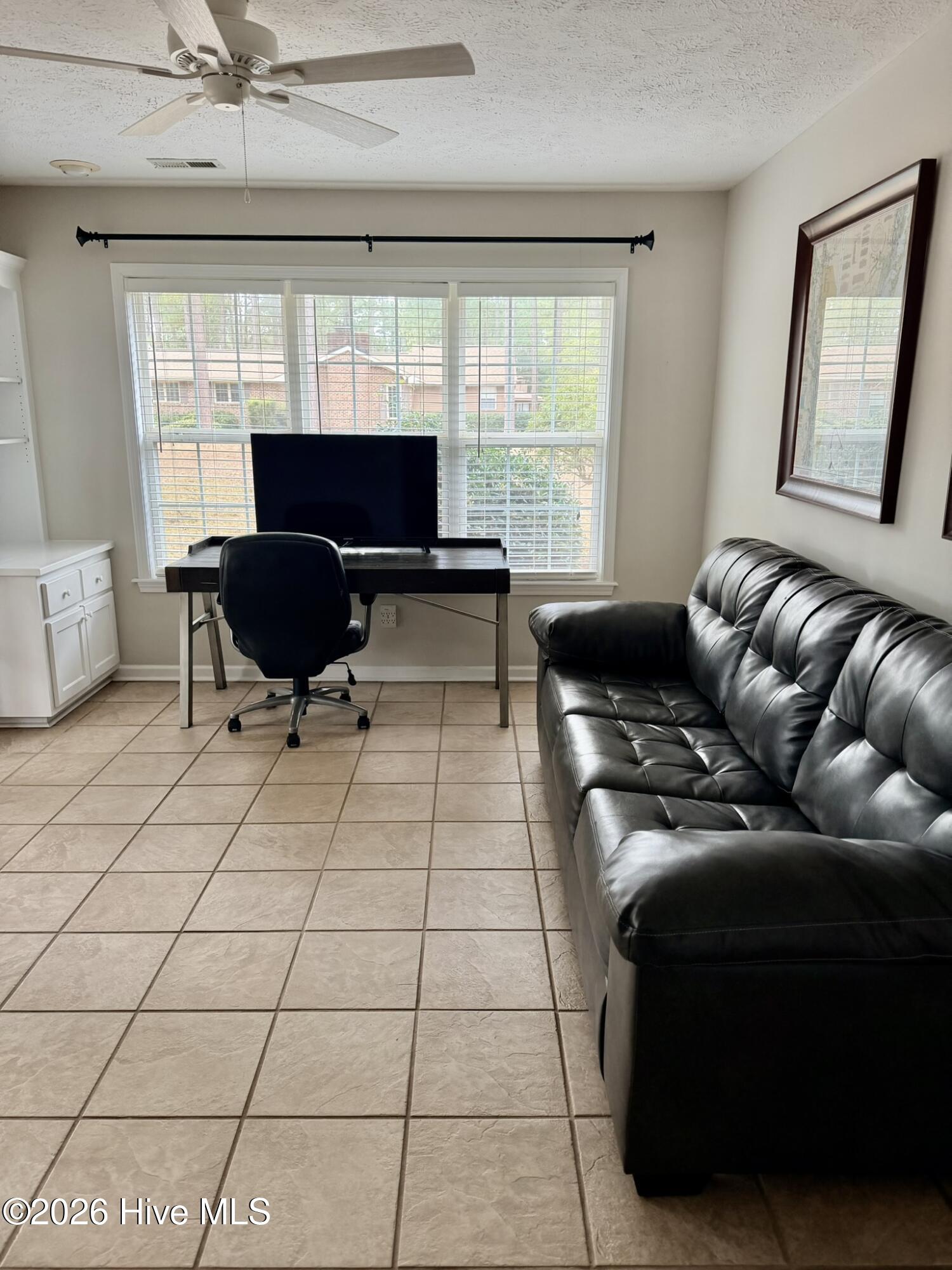 100552309 | Photo 16