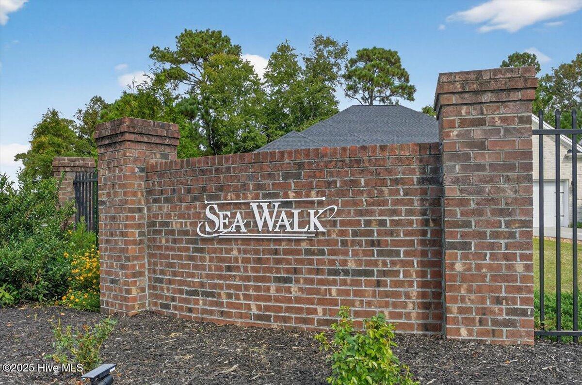 100533922 | Photo 41